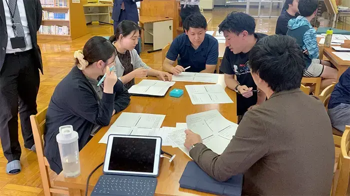校内研究での対話の様子