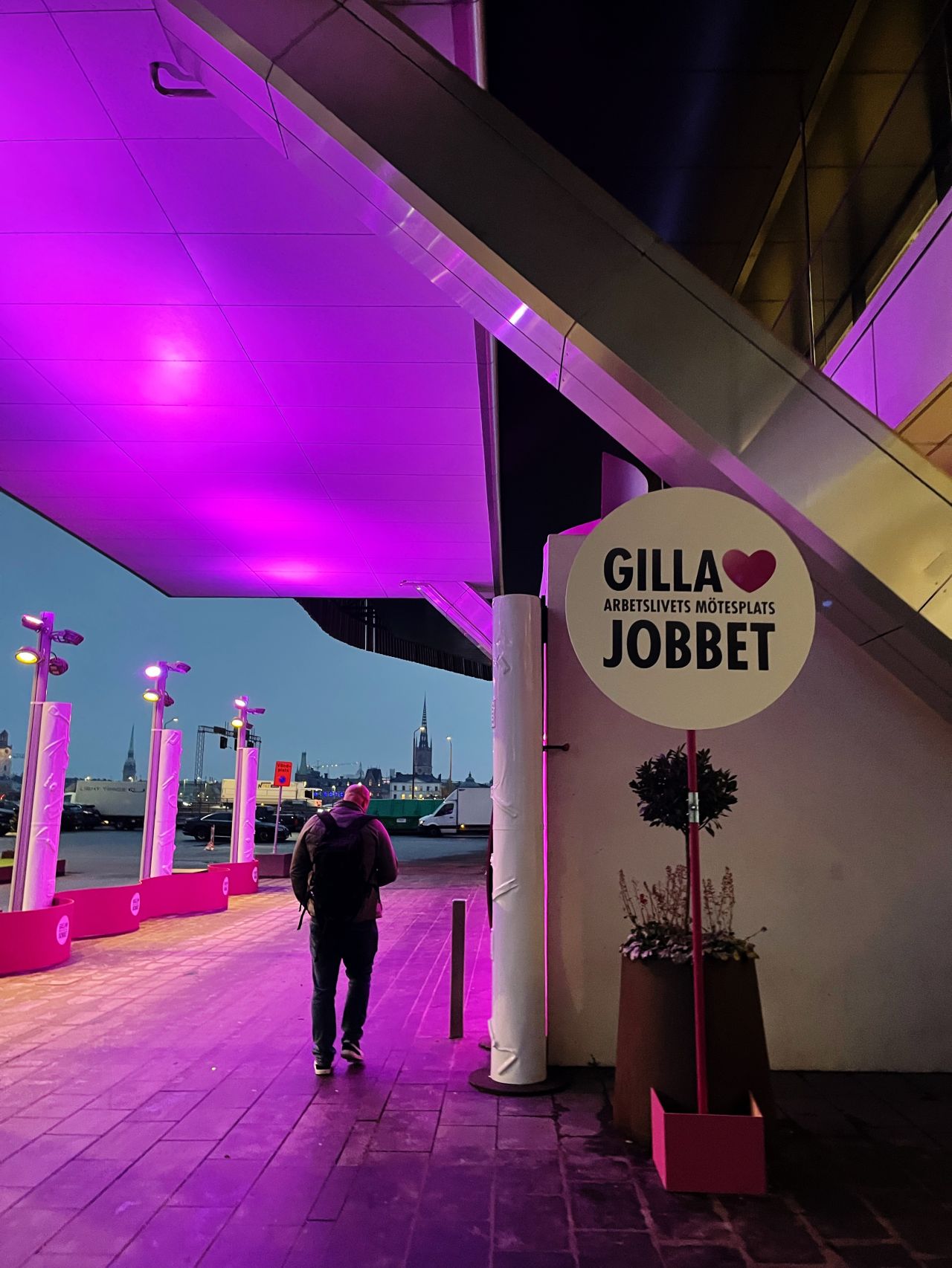 Bild som visar en scen där en presentation hålls