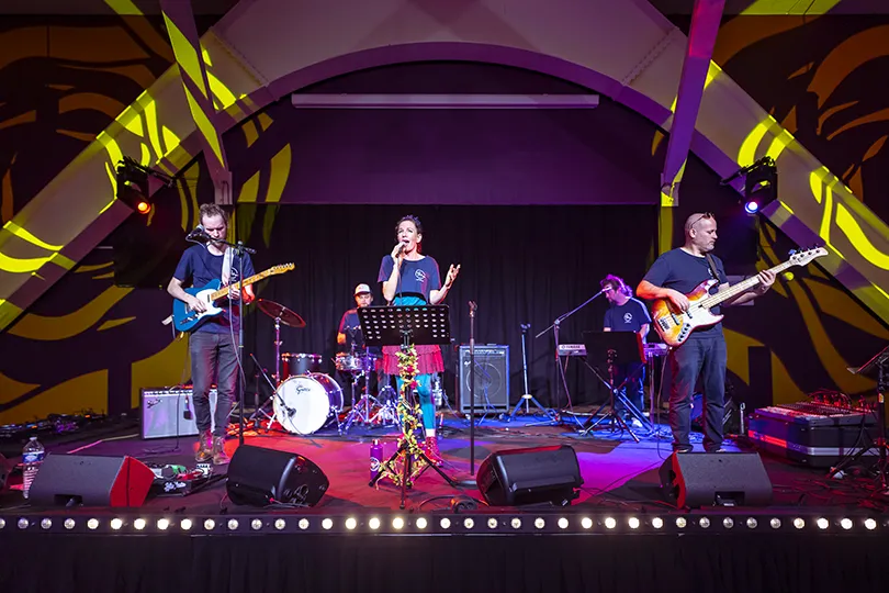 Musiciens lors d'une animation Blind Test You en présentiel