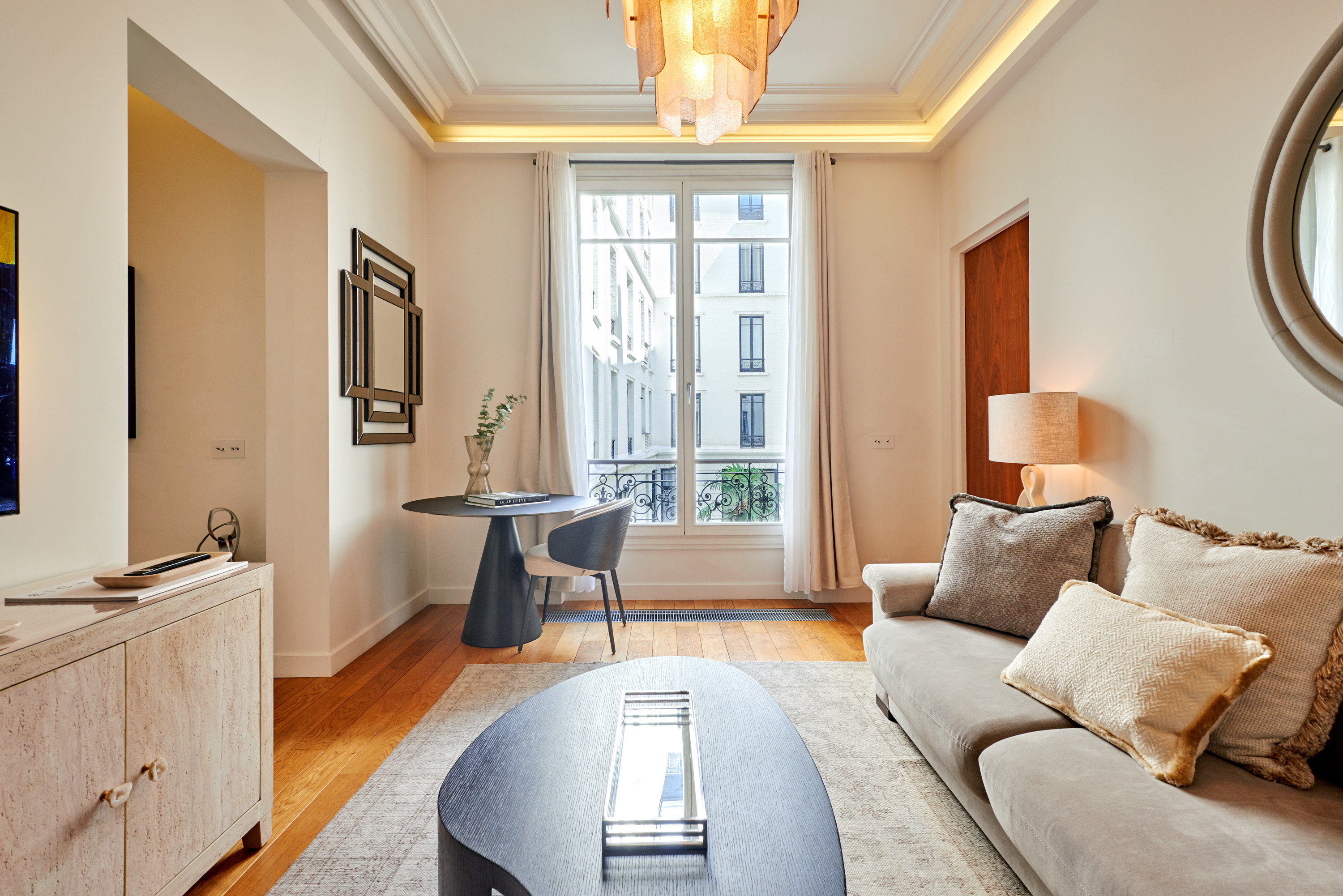 1-Bedroom Apartment in Paris’ Golden Triangle