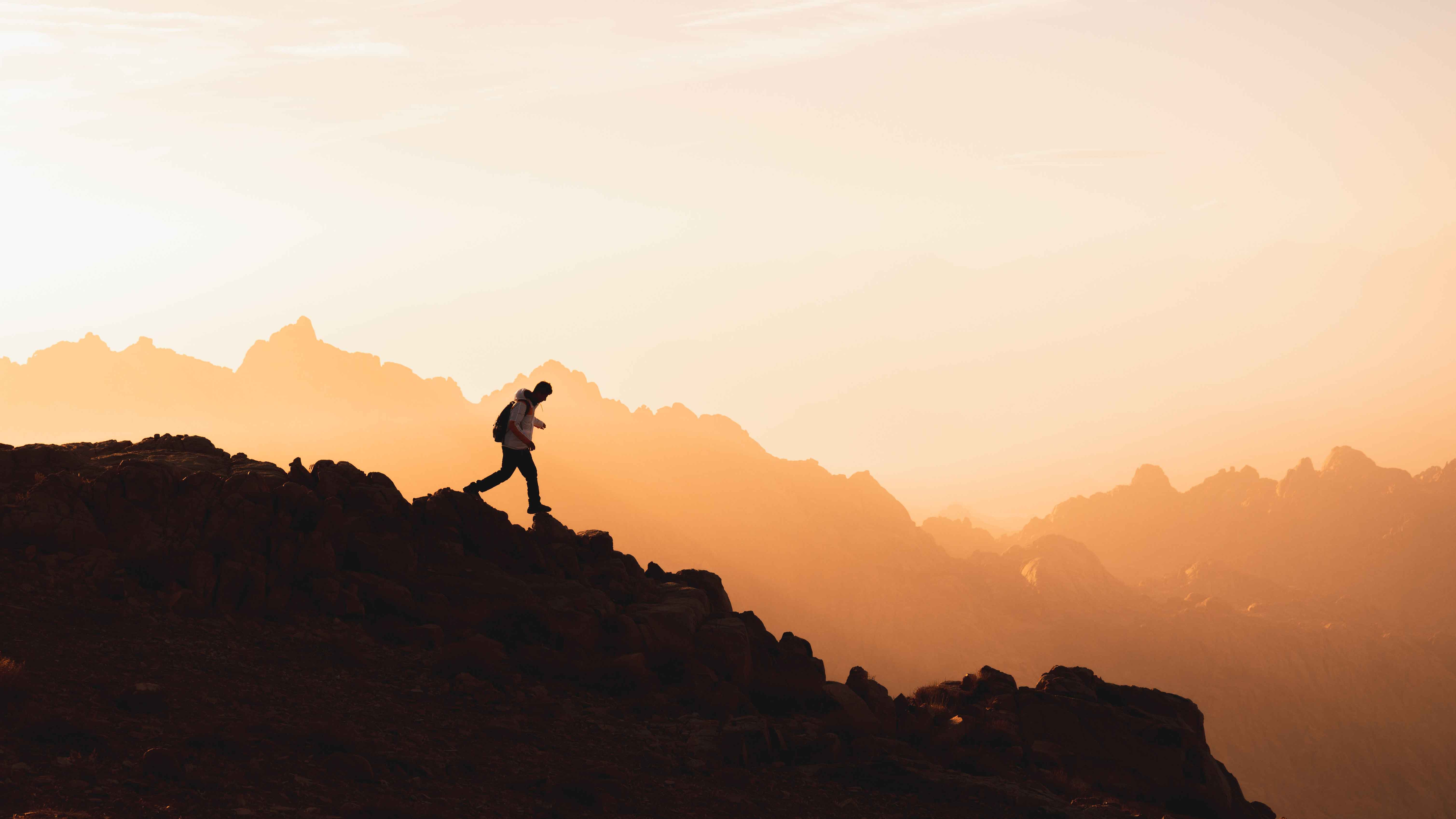 Exploring the World of Private Business Investments: Benefits and Strategies