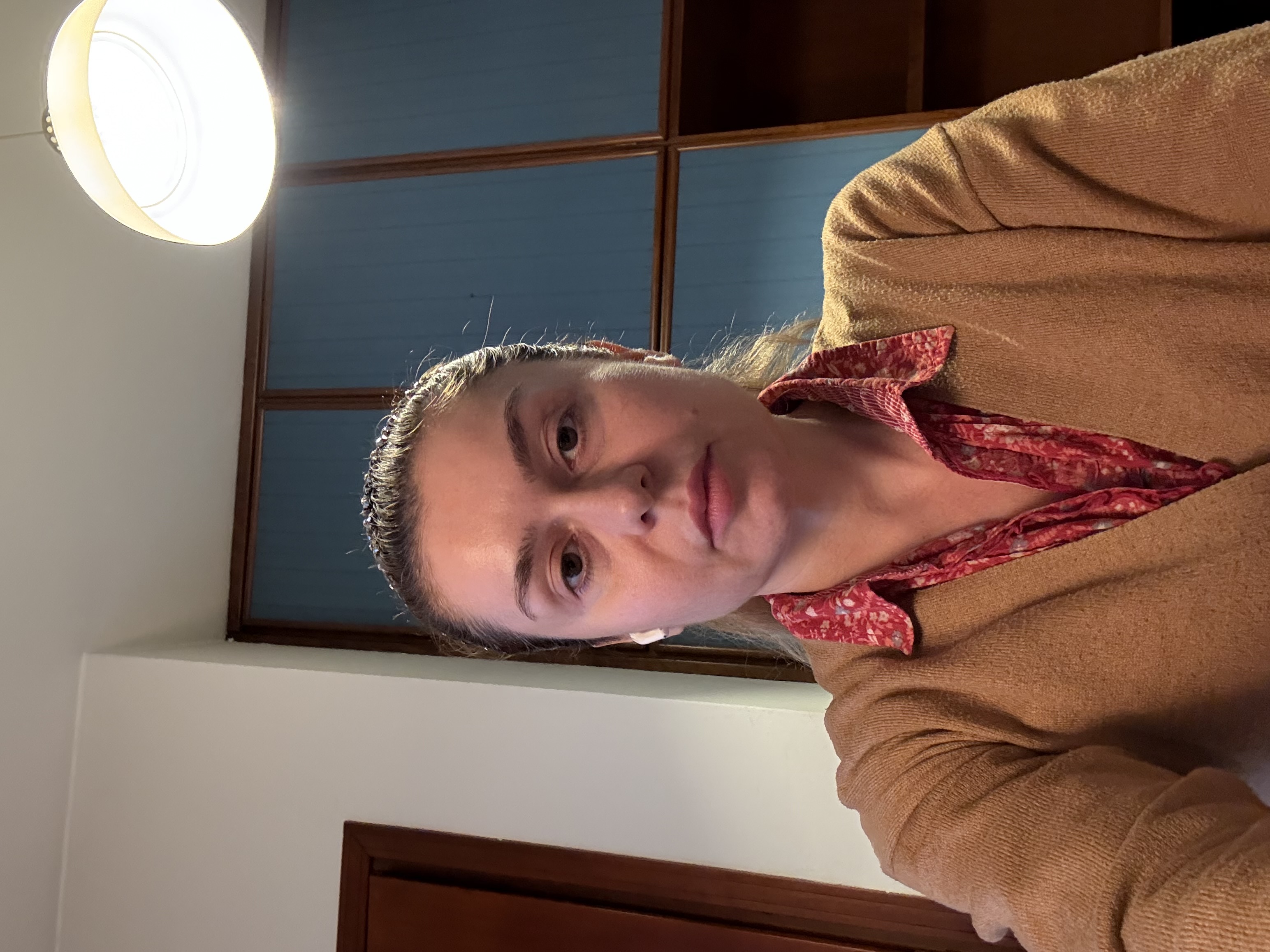 Anacarina, collaboratrice domestica Baze