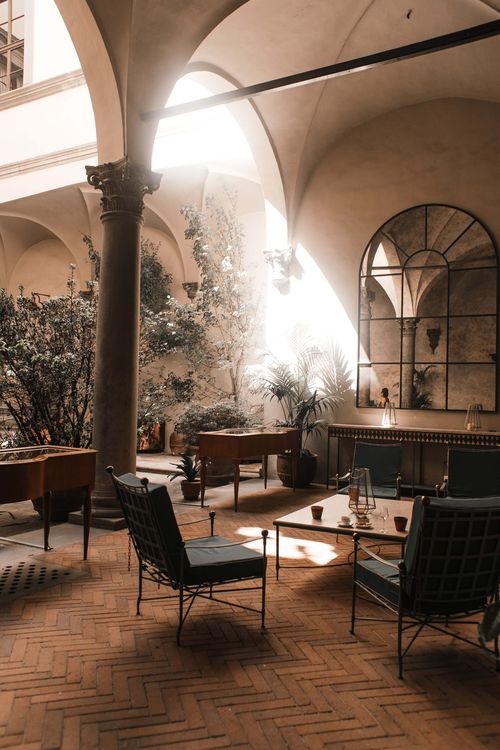 An image of the court in the Mediterranean Chateau.