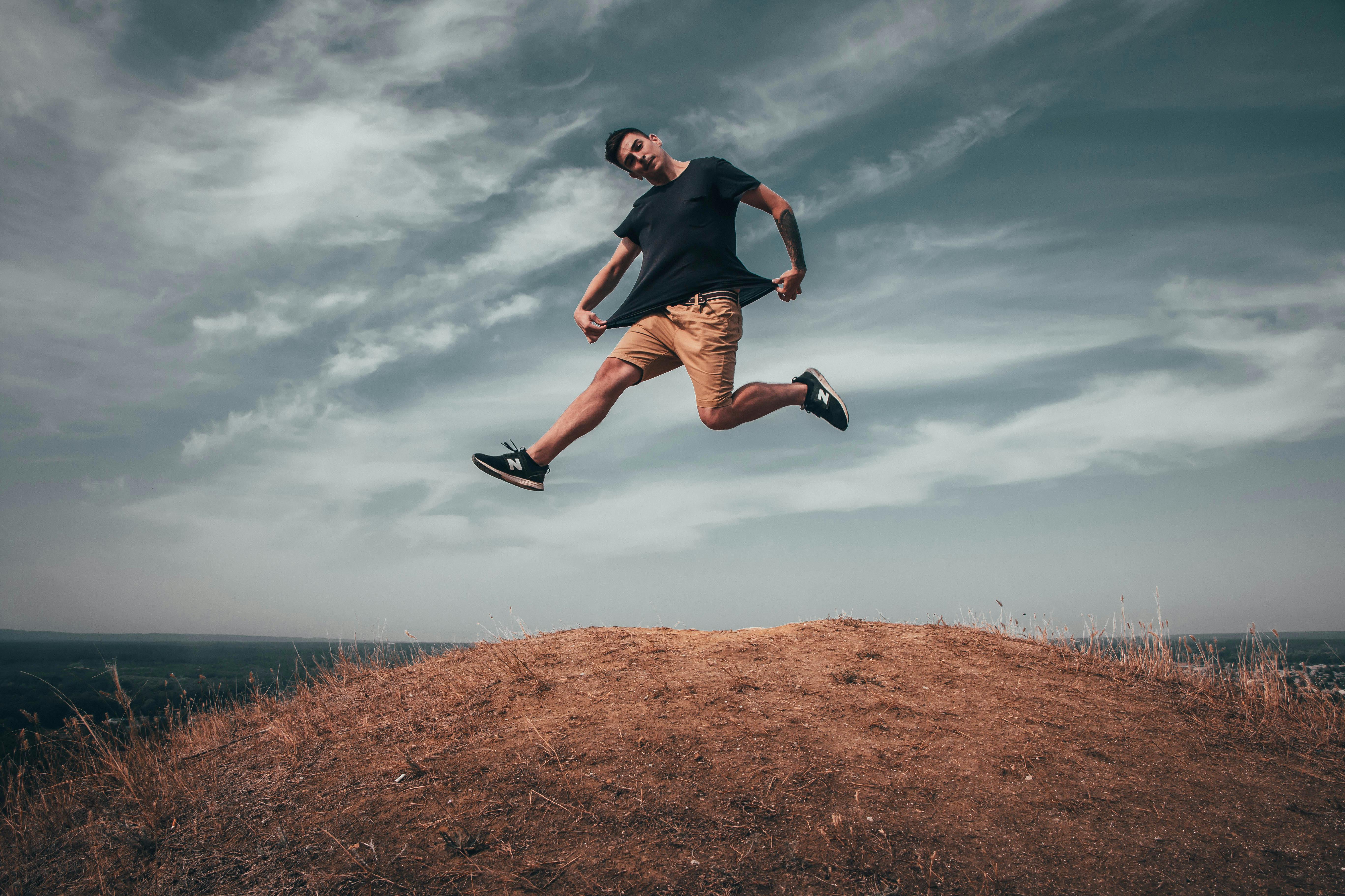 Echoes of Motion: Cinemagraphs and the Art of Animated Photography