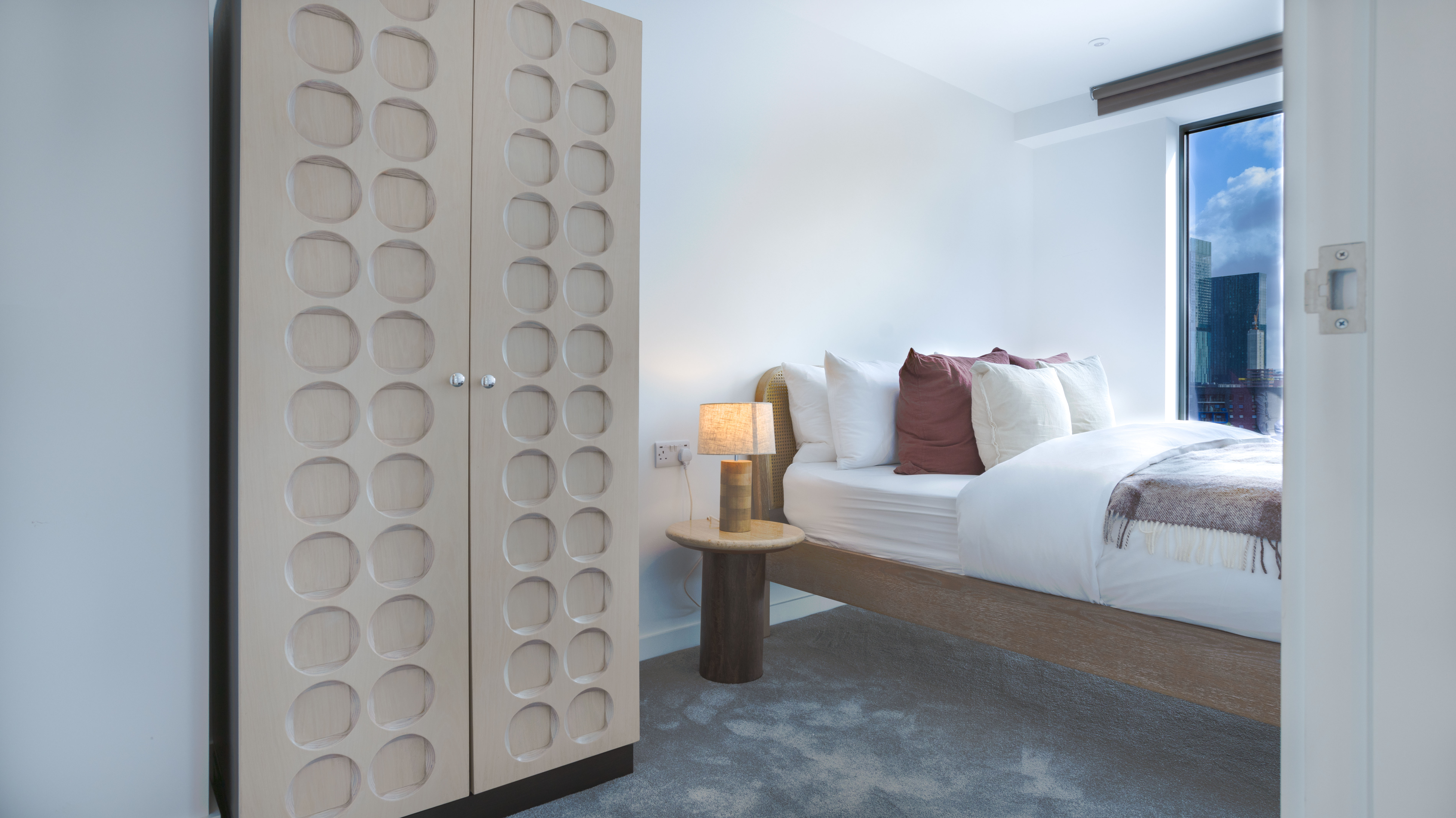 Alabaster Suite, Salford – photo 5
