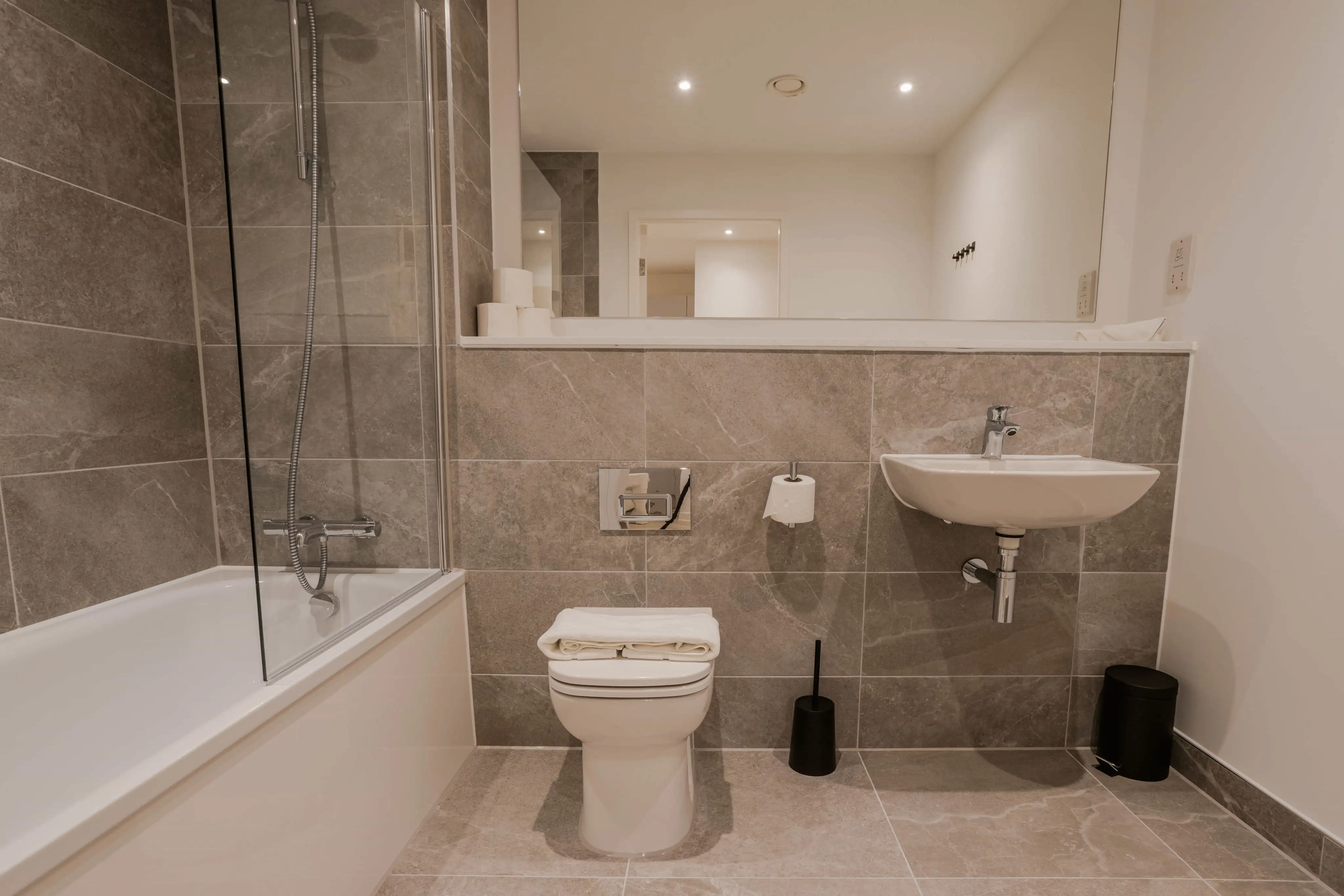 Bianco Suite, Regents Road – photo 6