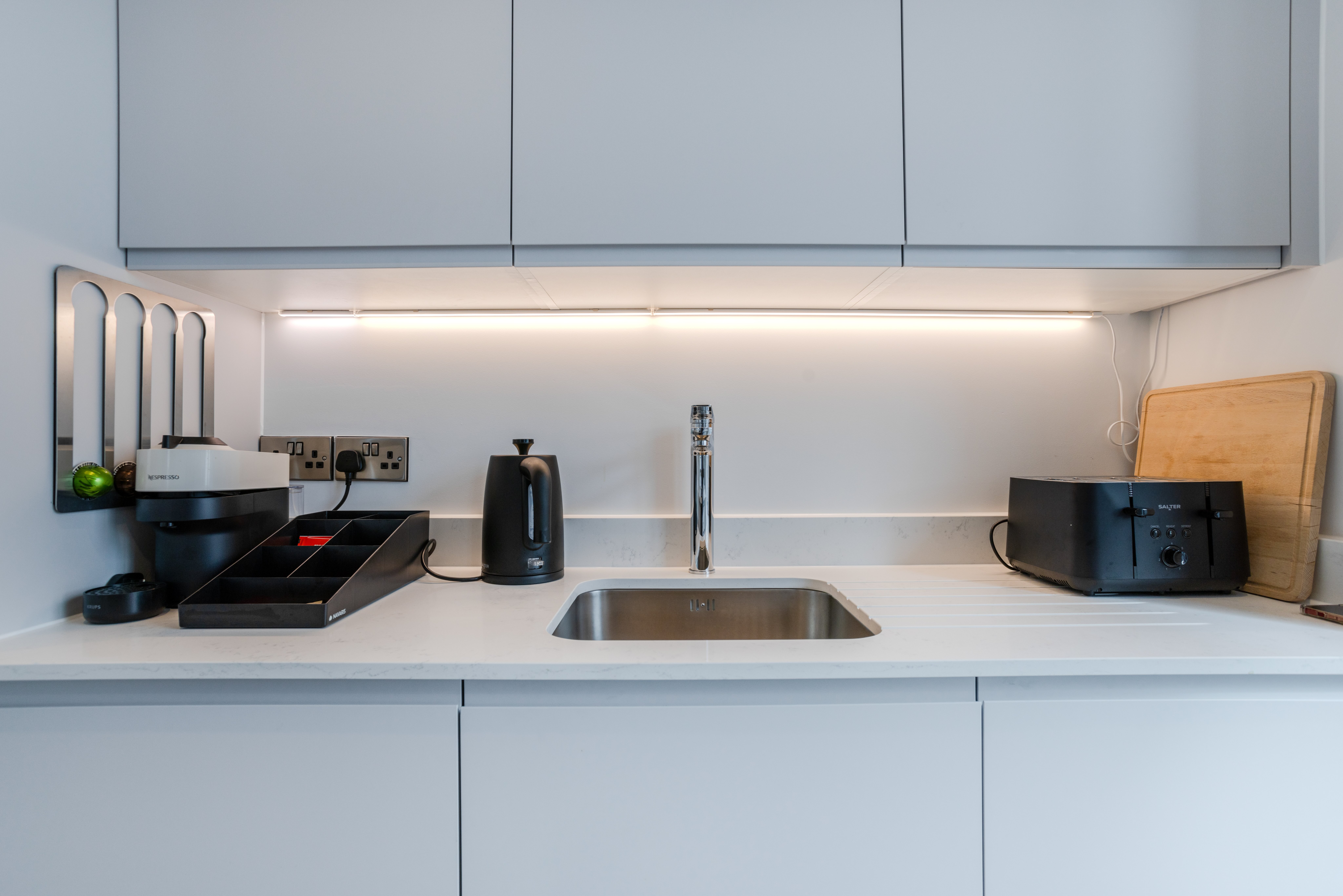 Alabaster Suite, Salford – photo 19