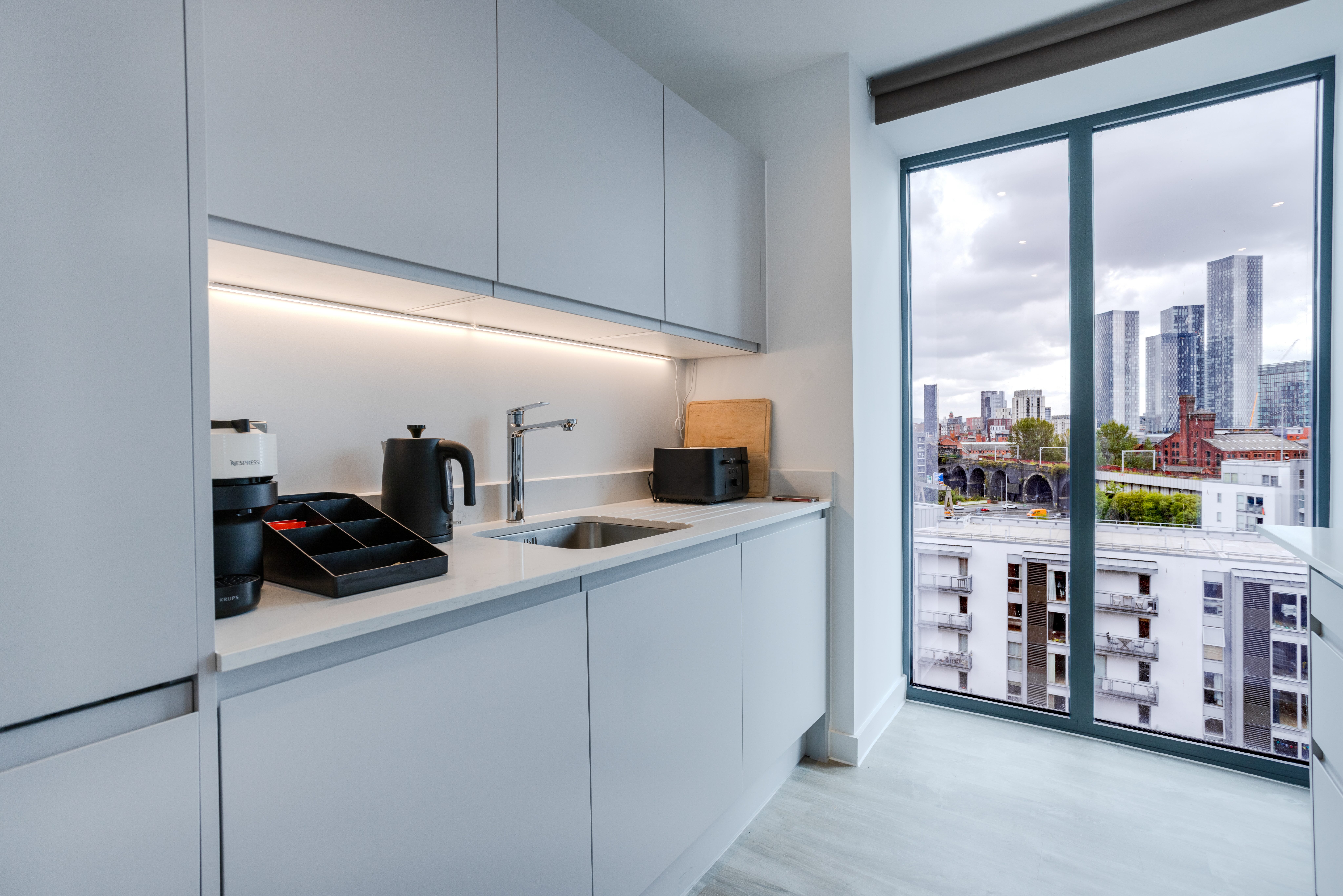 Alabaster Suite, Salford – photo 11