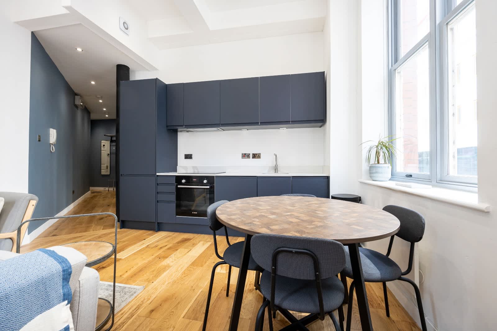 Azure Suite, City Centre – photo 4