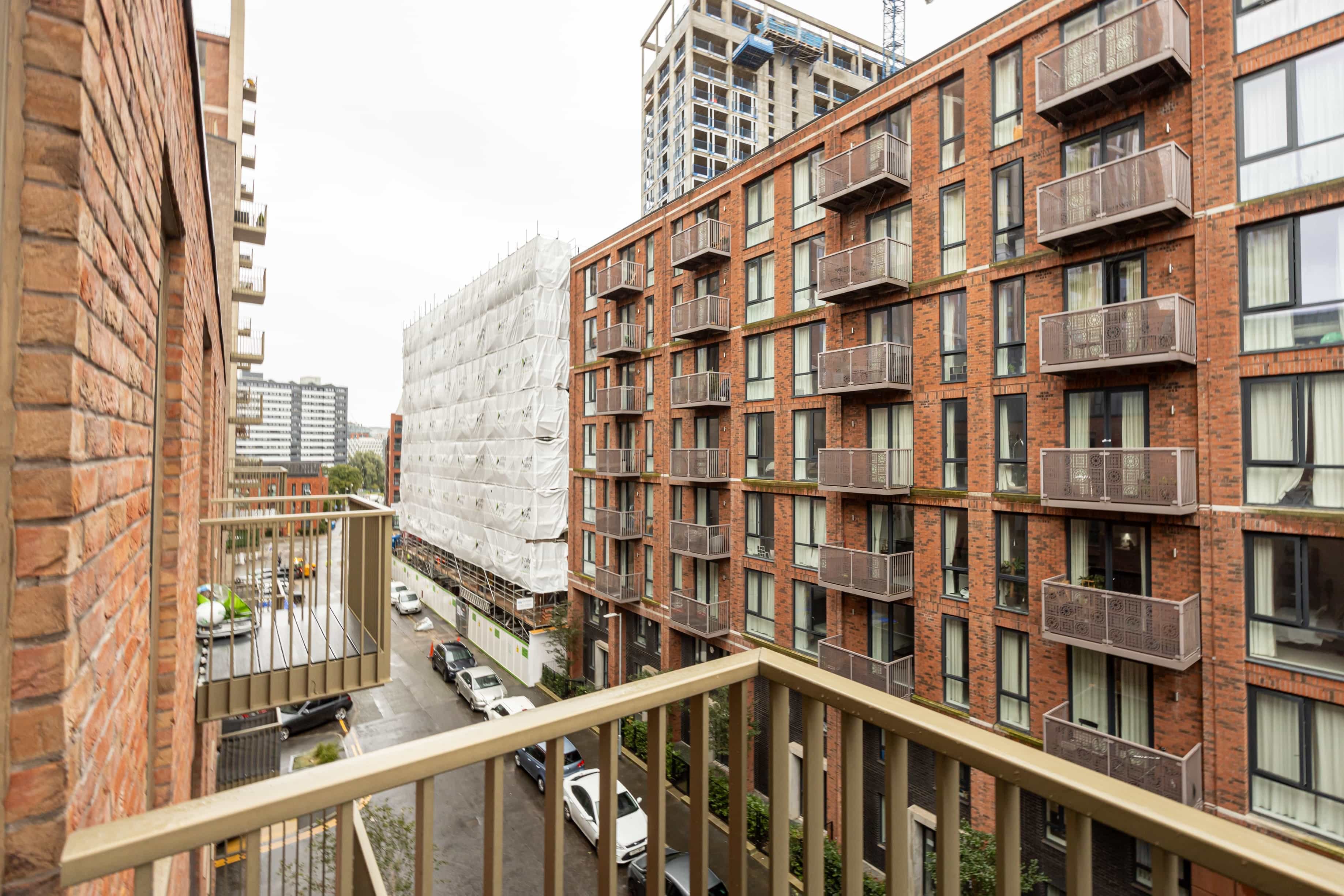Local Crescent 1, The Crescent – photo 8