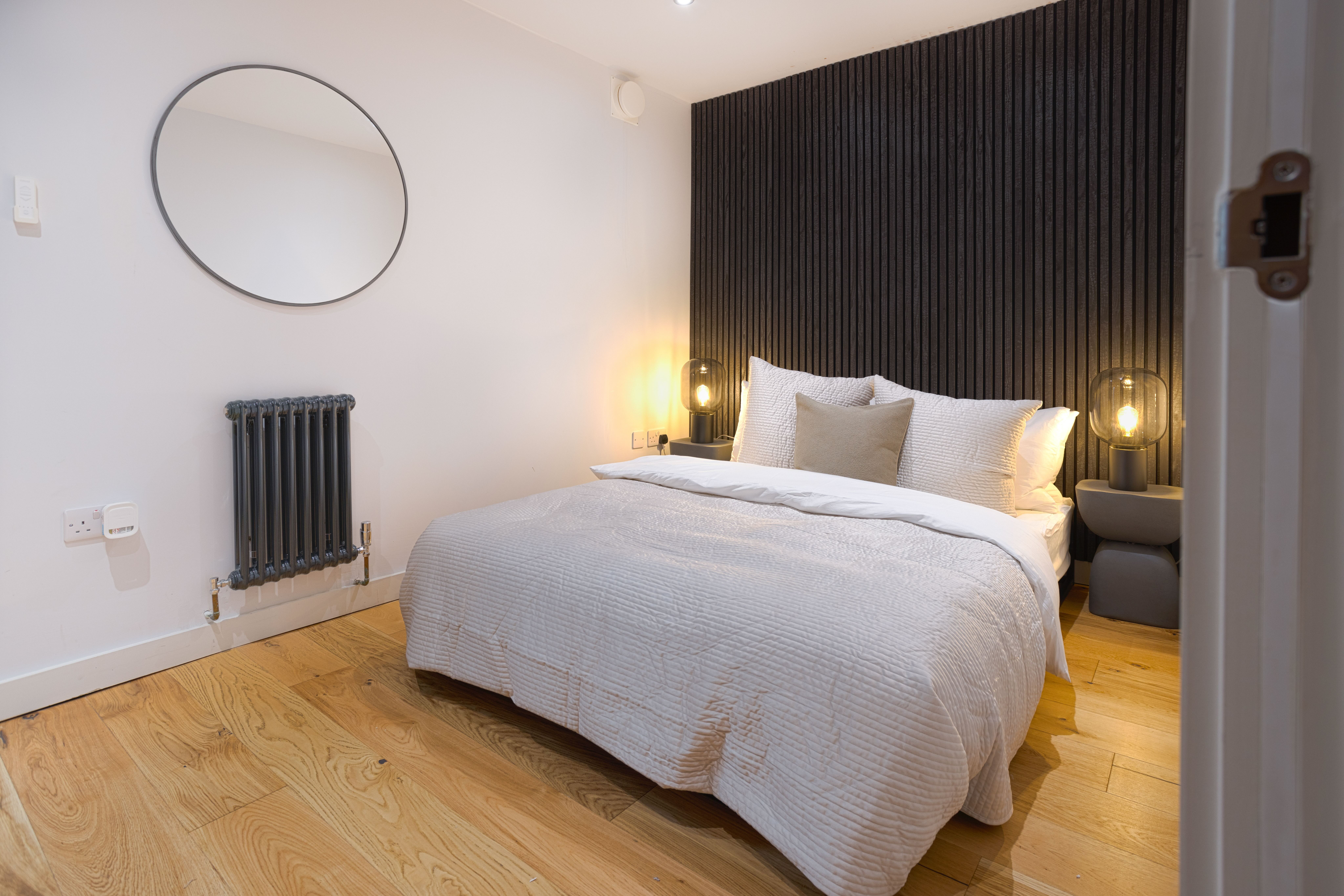 Townhouse East, City Centre – photo 20