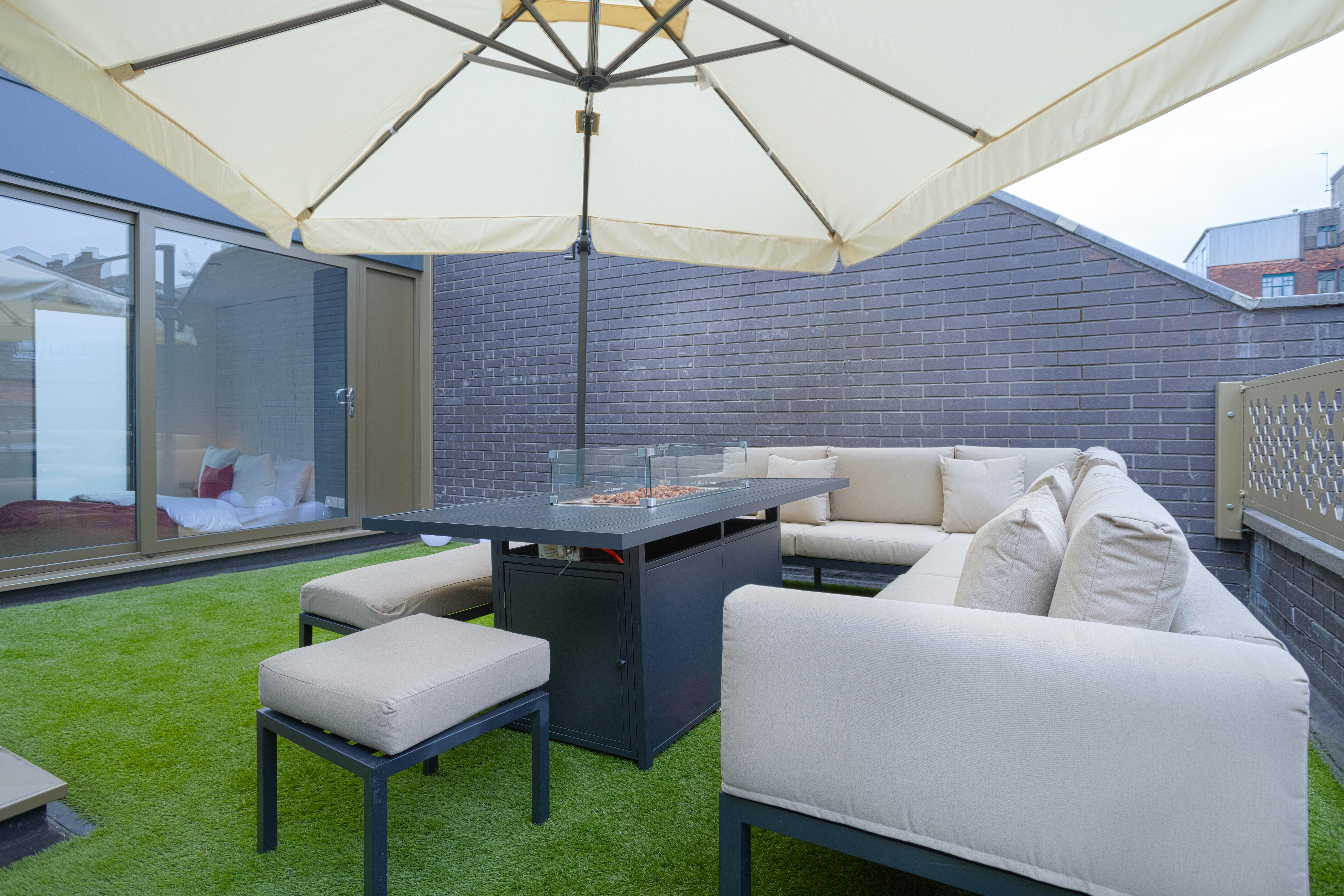 Townhouse East, City Centre – photo 8