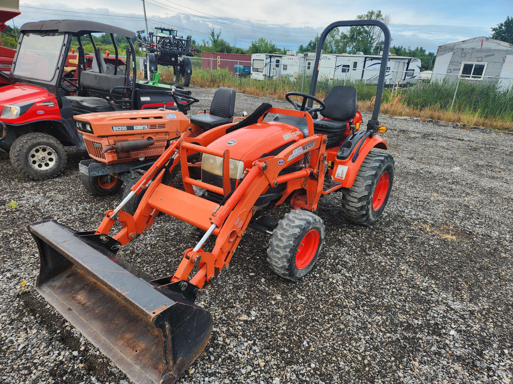 2010 Kioti CK20s Tractor & KL120 Loader