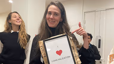Defacto team with loan validation frame