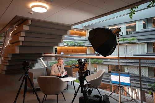 TIkTok framleiðsla fyrir fyrirtæki á öllum skala. Framleiðsla myndbanda sem eru hugsuð fyrir TikTok en einnig til birtinga á Instagram og Facebook Reels.