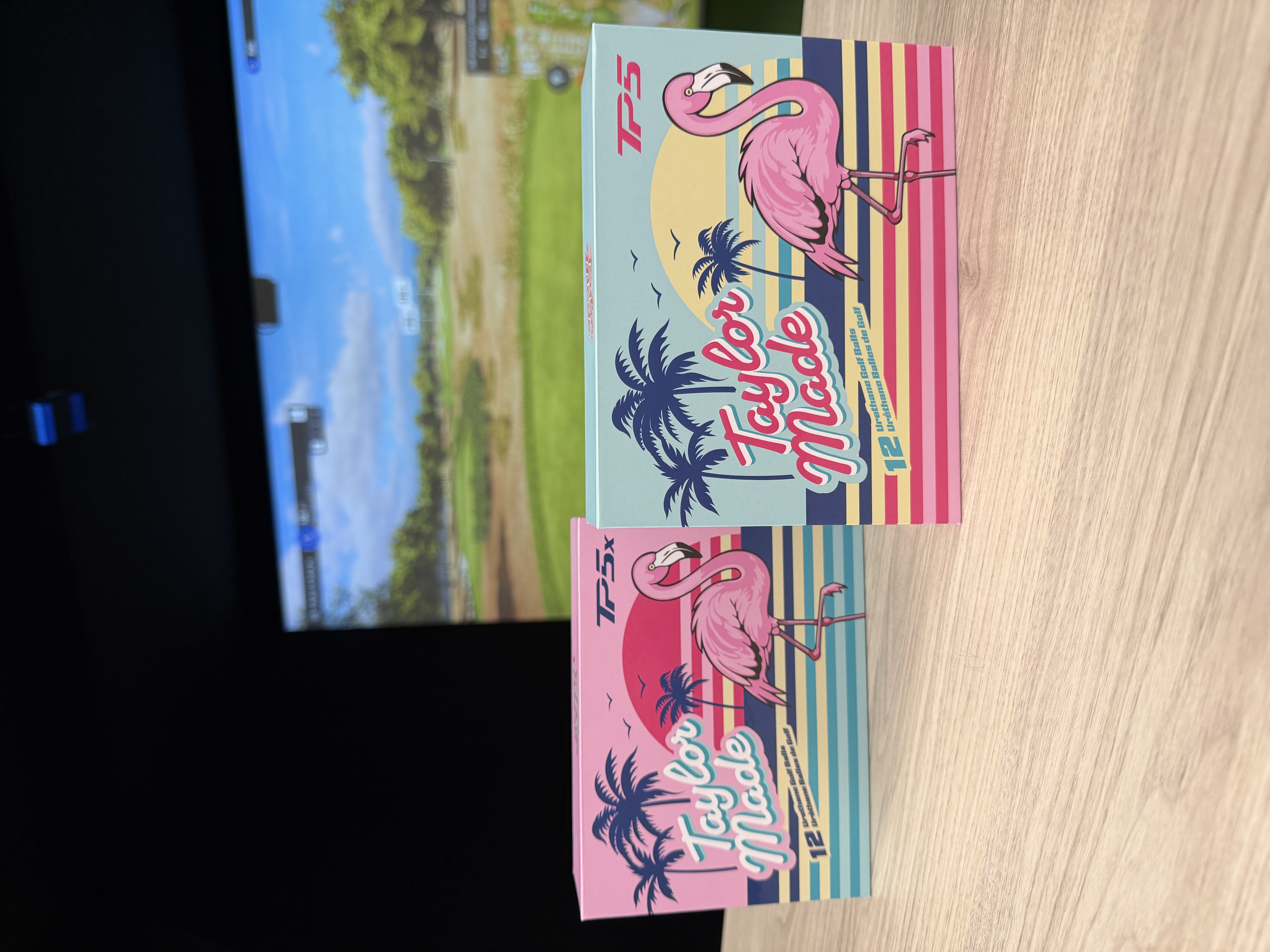 Karratha Indoor Golf TaylorMade TP5x pix Flamingo Golf Balls