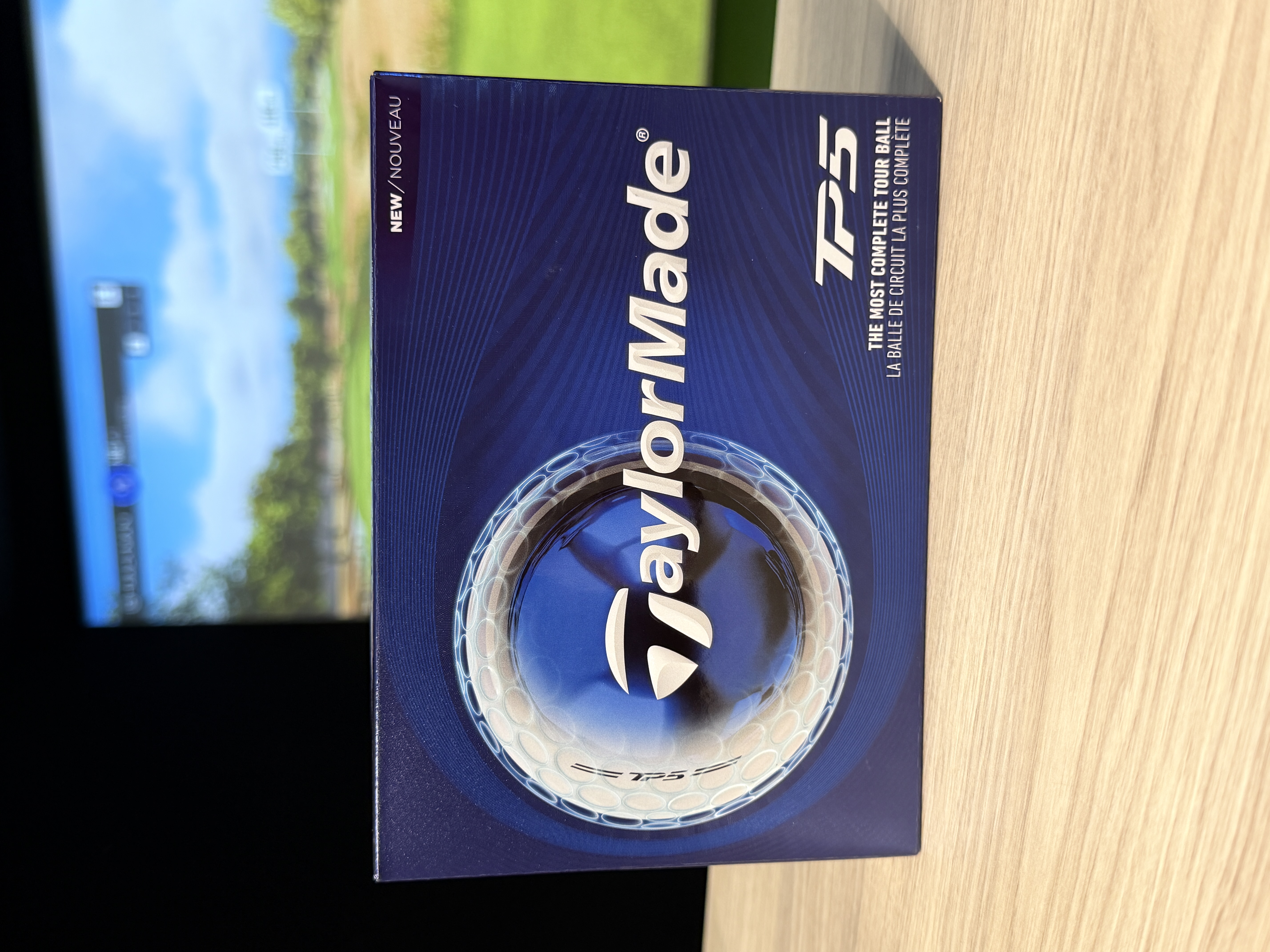 Karratha Indoor Golf TaylorMade TP5 Golf Balls