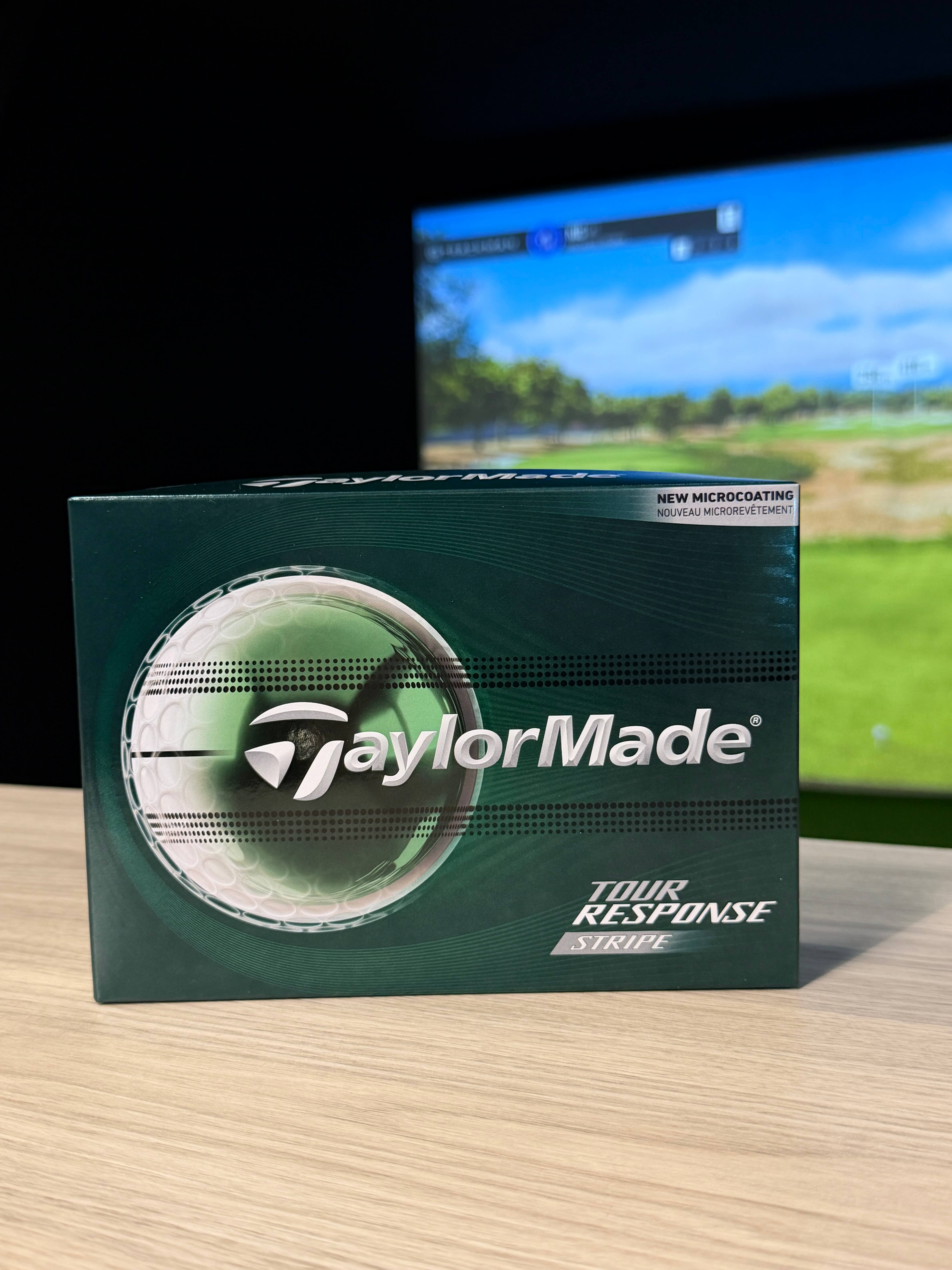 Karratha Indoor Golf TaylorMade Tour Response White Golf Balls