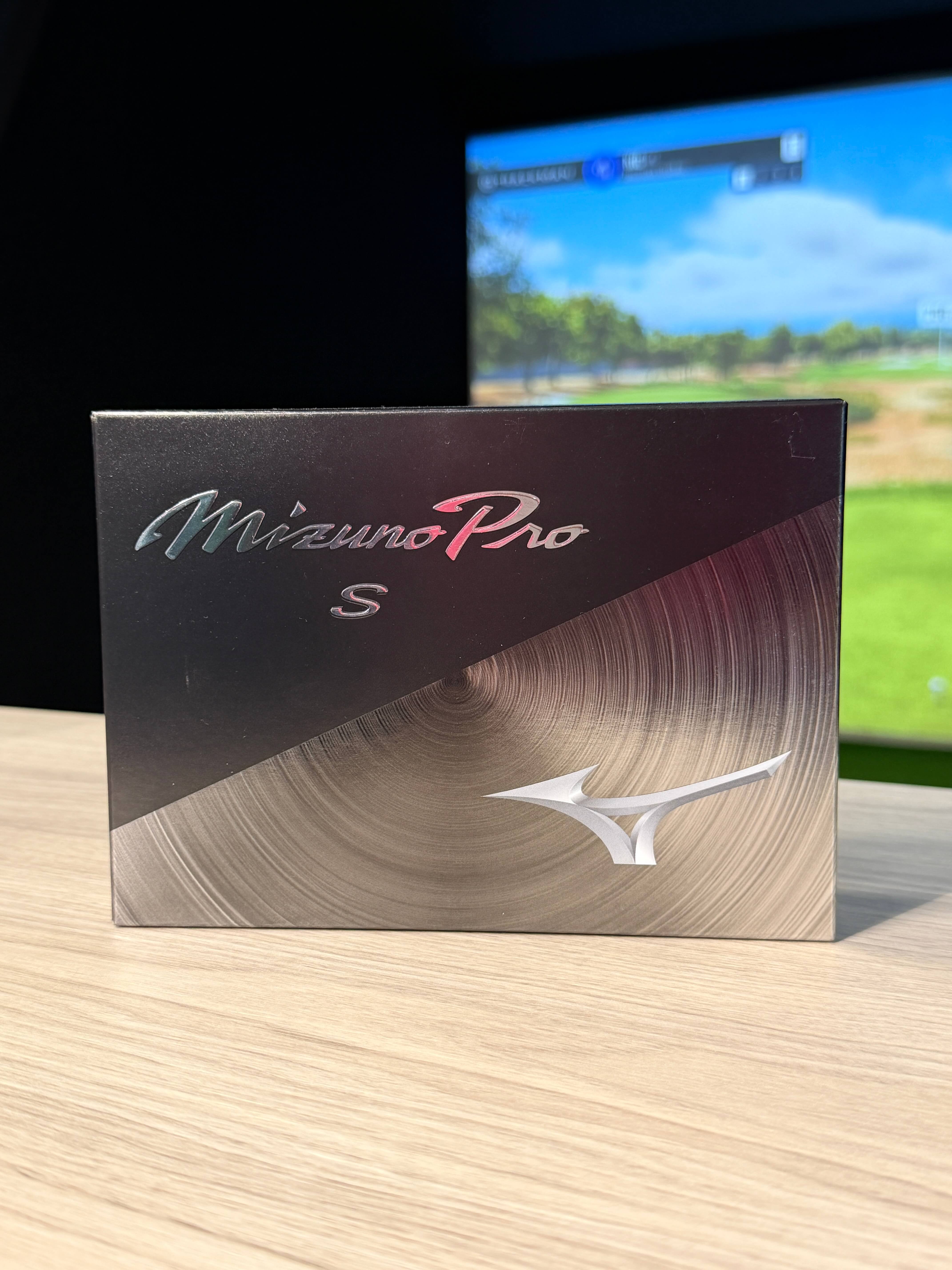 Karratha Indoor Golf Mizuno Pro S Golf Balls
