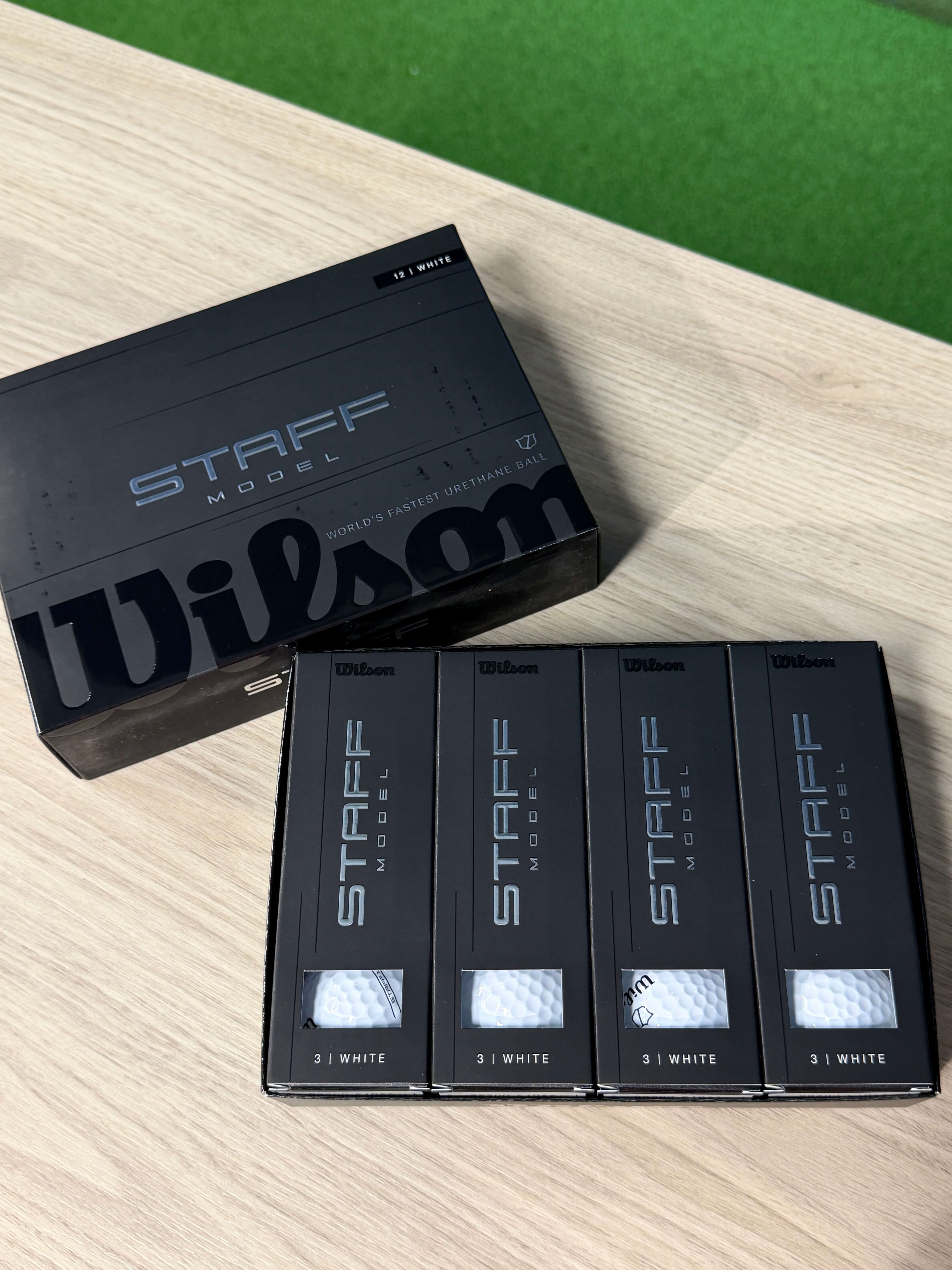 Karratha Indoor Golf Wilson Staff Model Golf Balls White