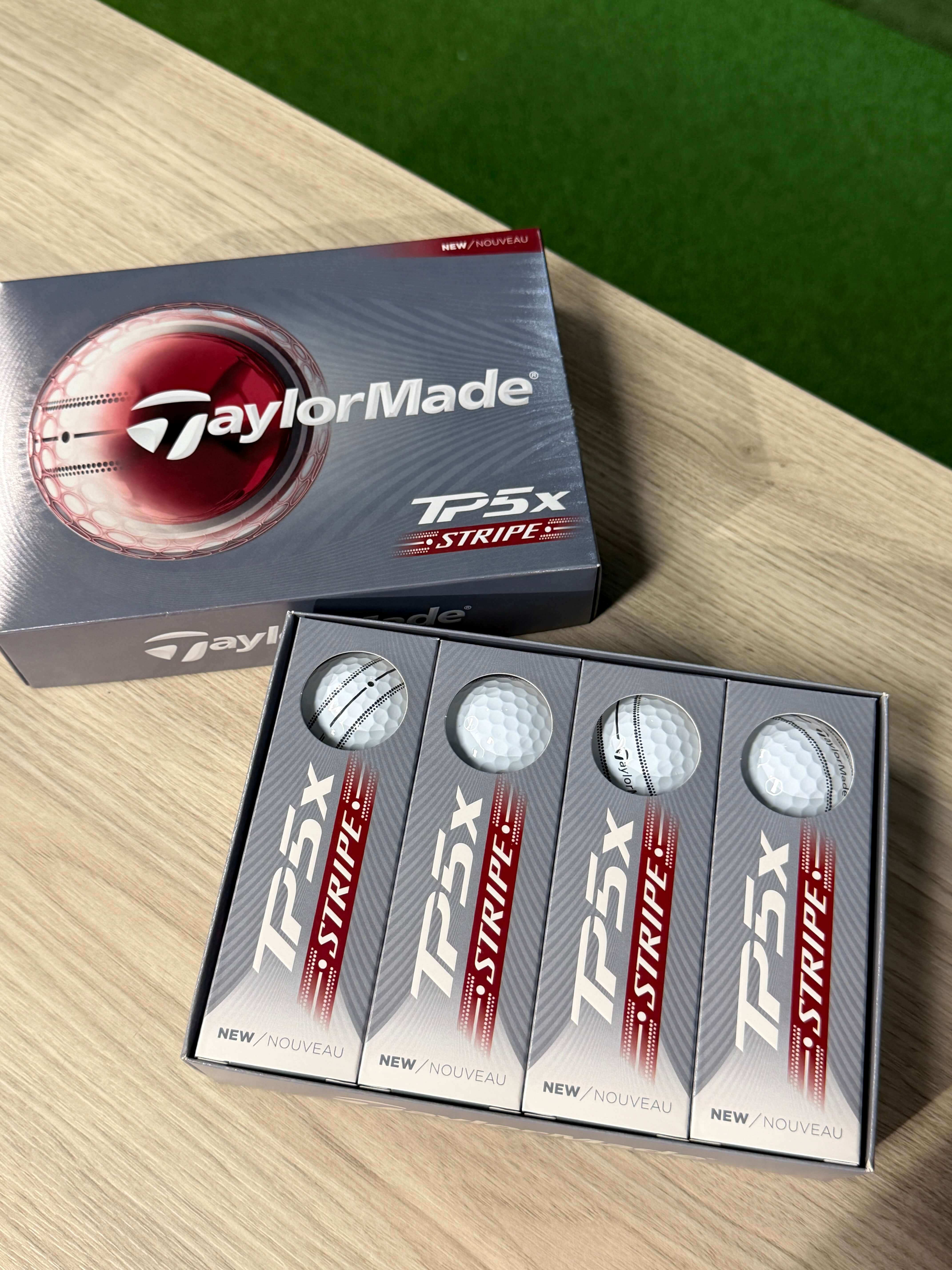 Karratha Indoor Golf TaylorMade TP5x Stripe Golf Balls