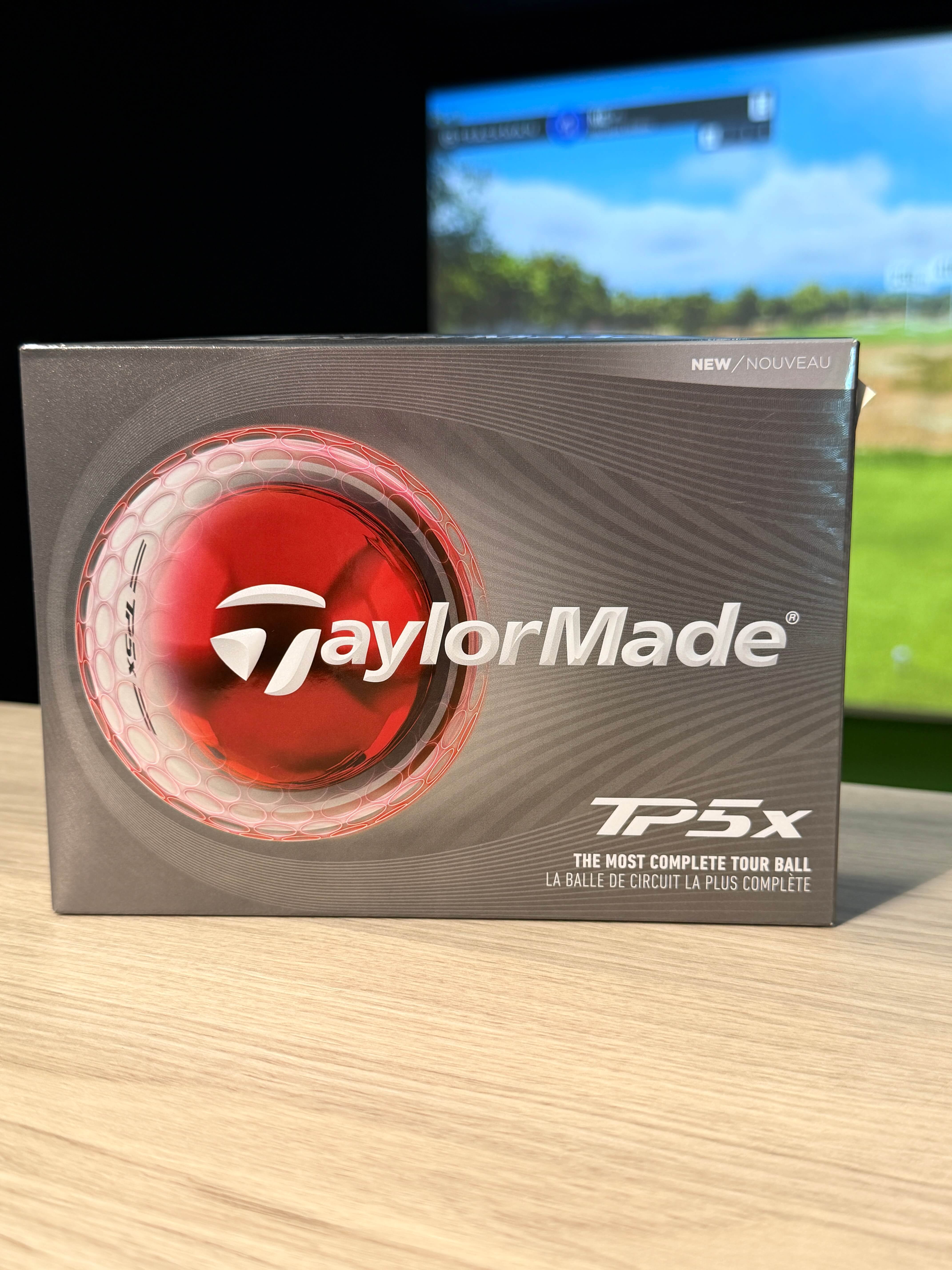 Karratha Indoor Golf TaylorMade TP5x Golf Balls