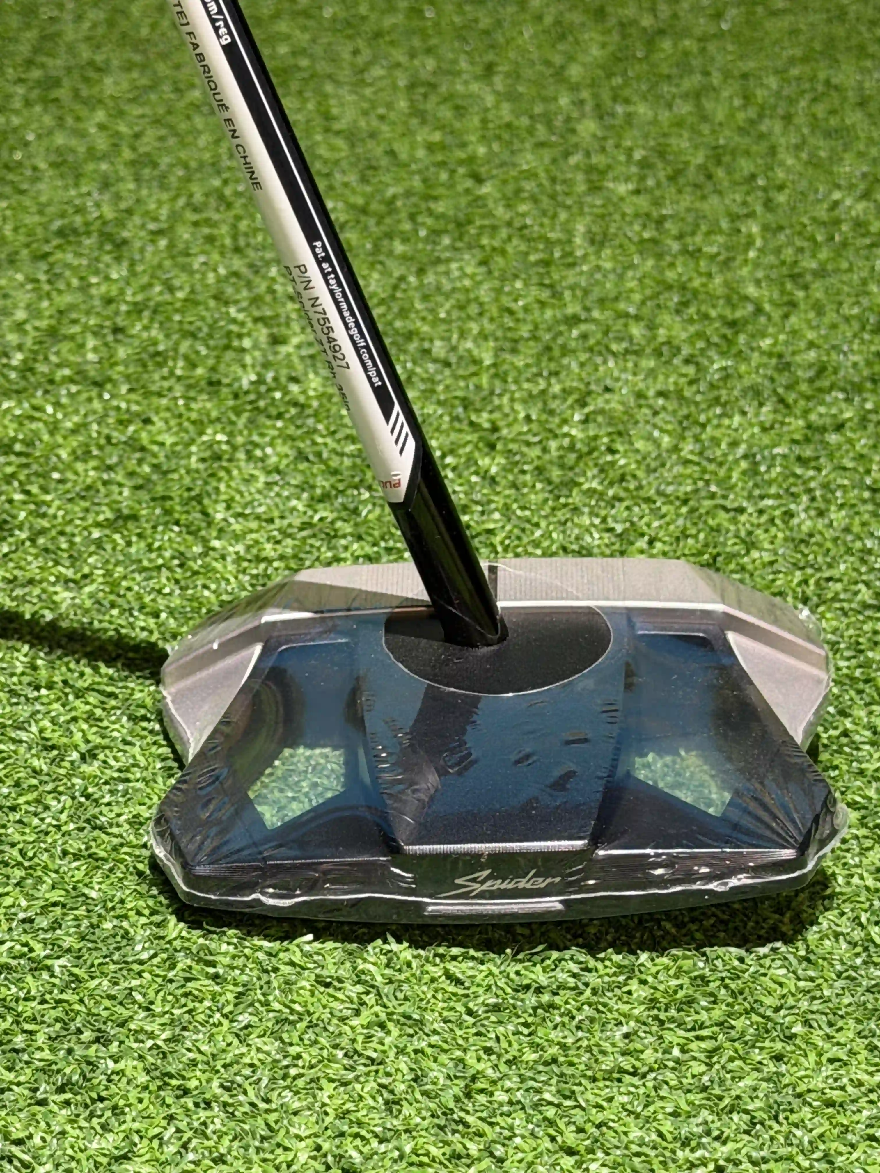 Karratha Indoor Golf TaylorMade Spider ZT putter 35'