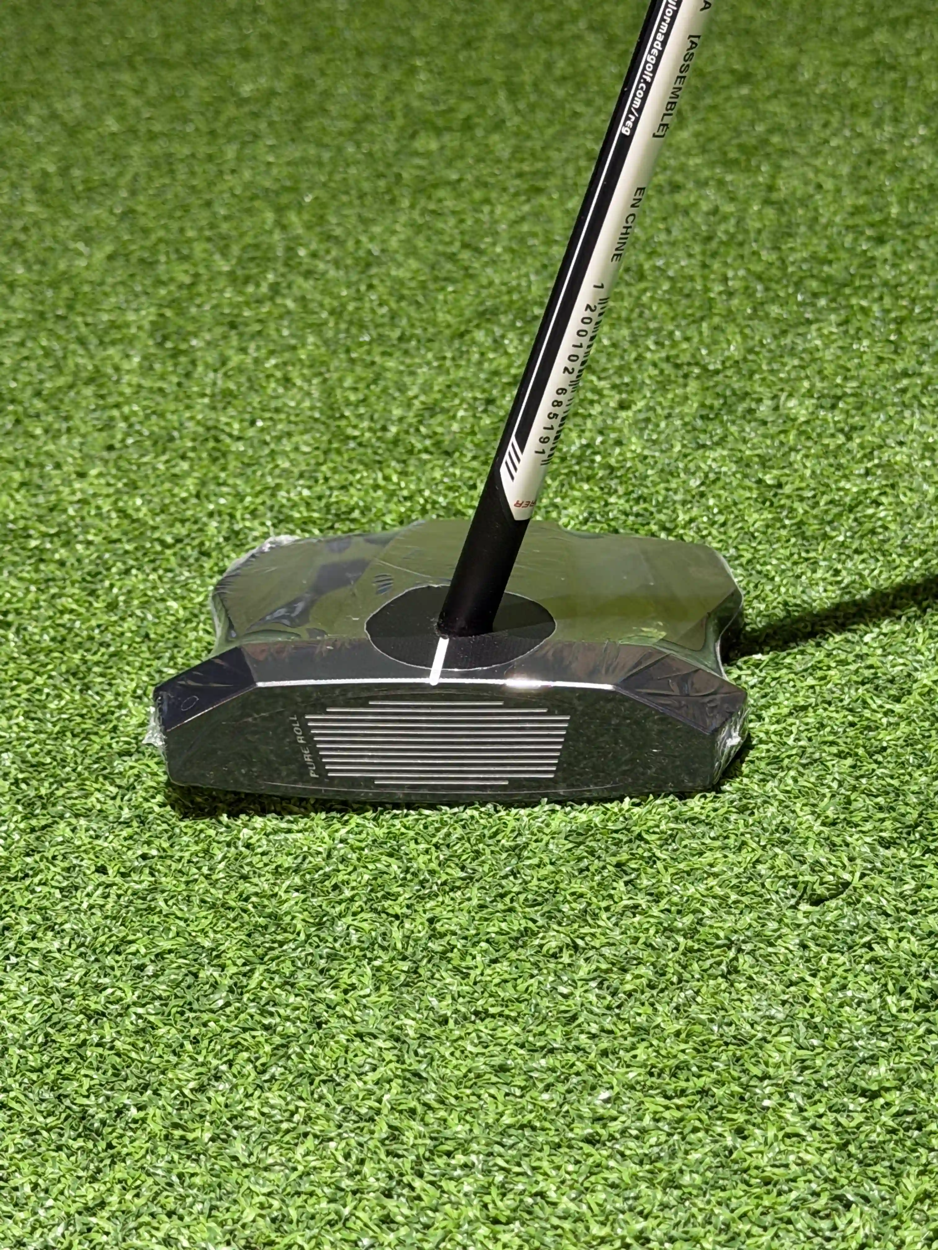 Karratha Indoor Golf TaylorMade Spider ZT CB 38" putter Black