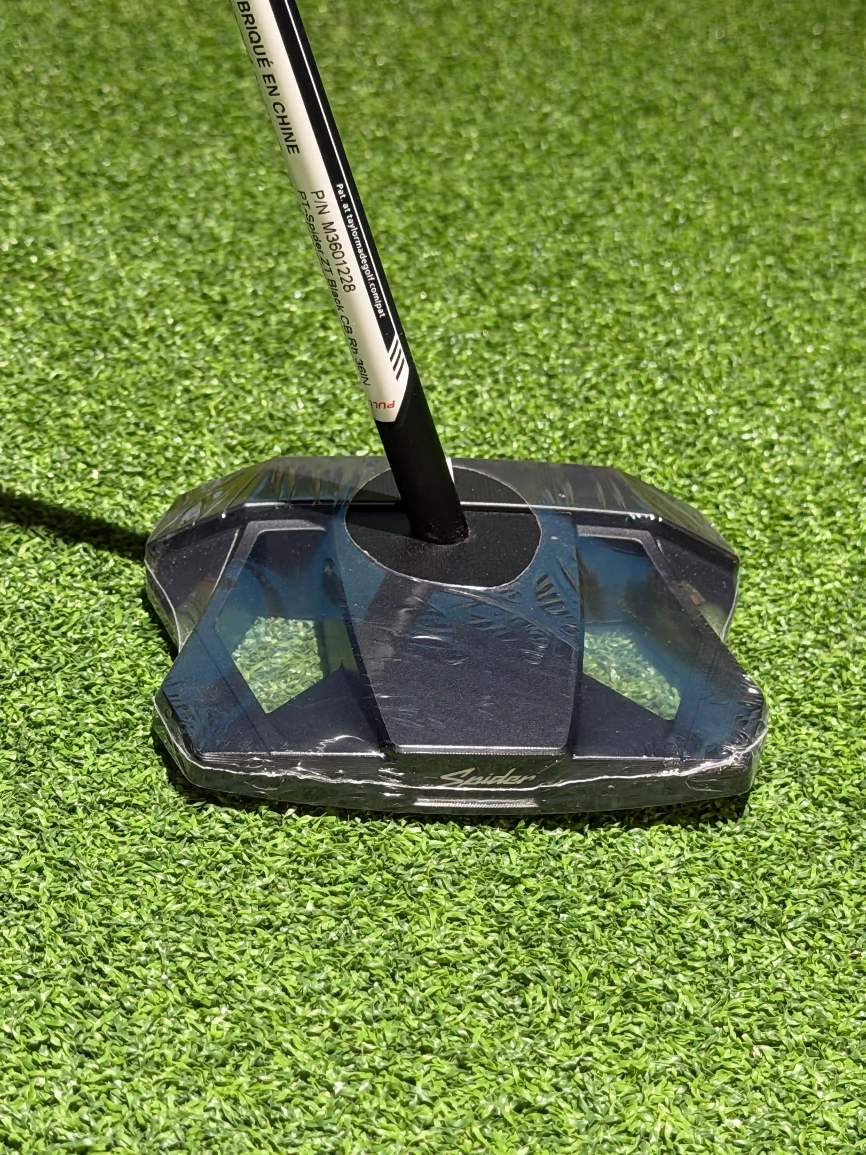 Karratha Indoor Golf TaylorMade Spider ZT CB 38" putter Black