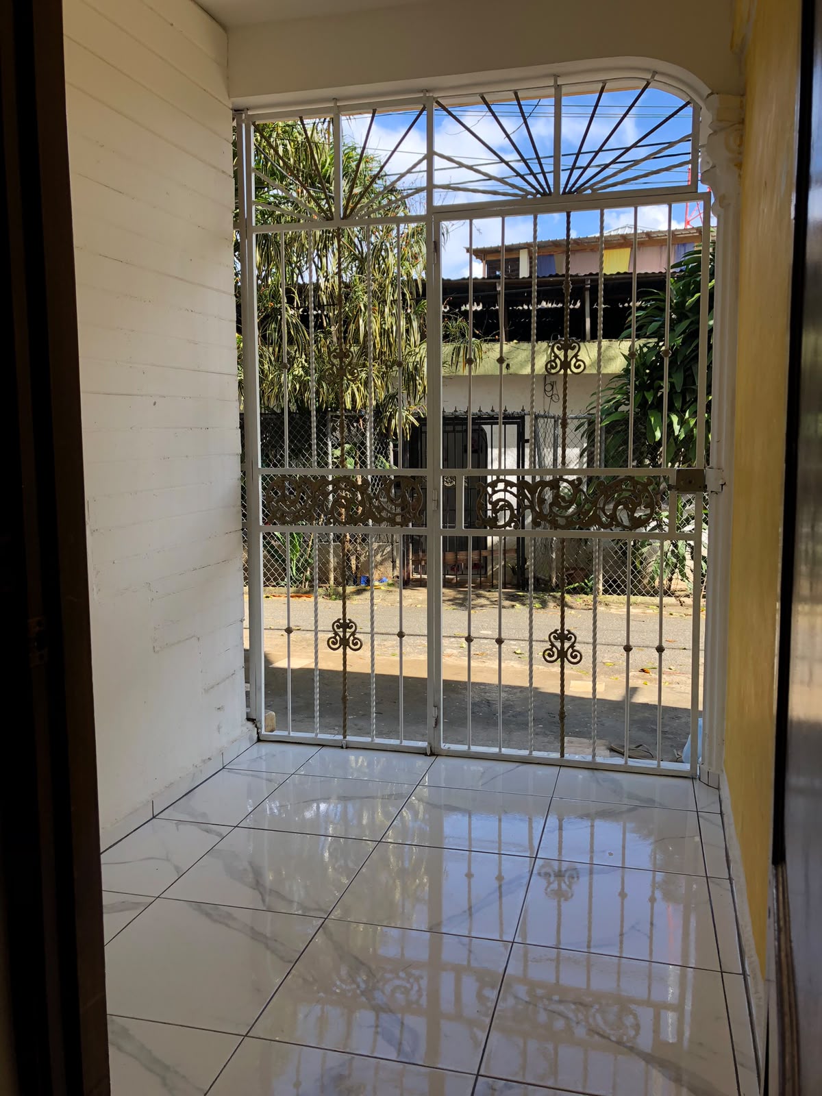 four floor business building