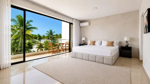 4-bedroom luxury townhouse for rent in Perla Marina 9