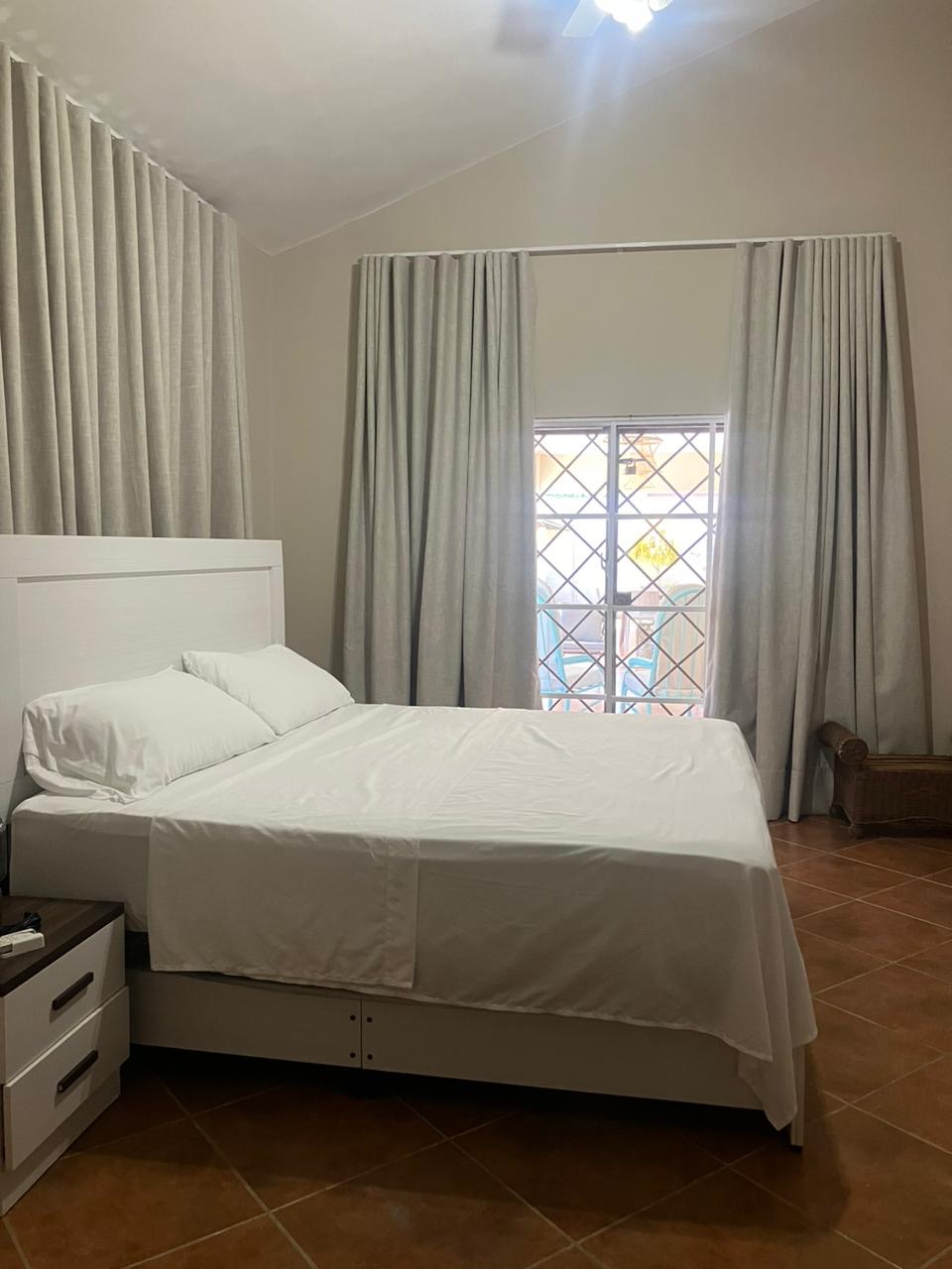 Tropical Family Villa in Perla Marina