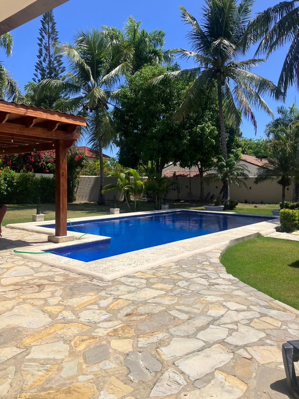 Tropical Family Villa in Perla Marina
