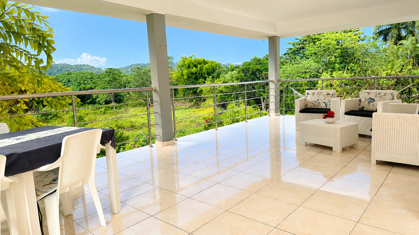 Three-Bedroom Villa in El Limon