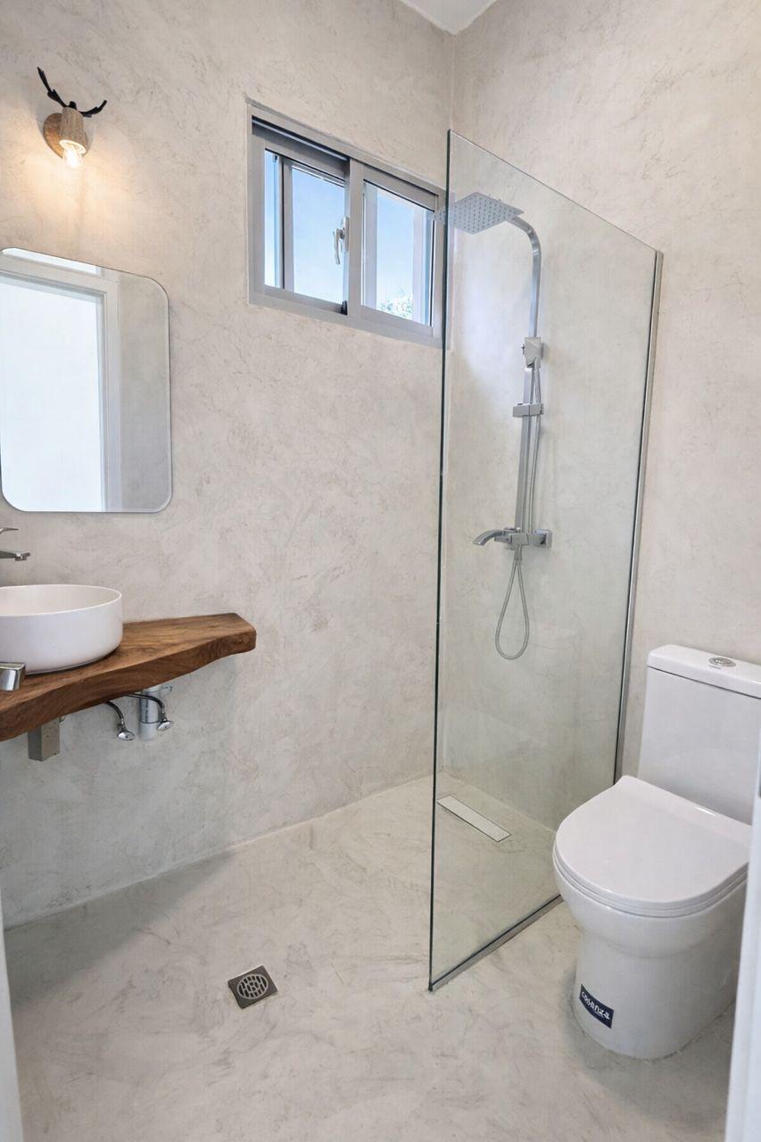 2 bedroom villa walk to the beach in perla marina 11