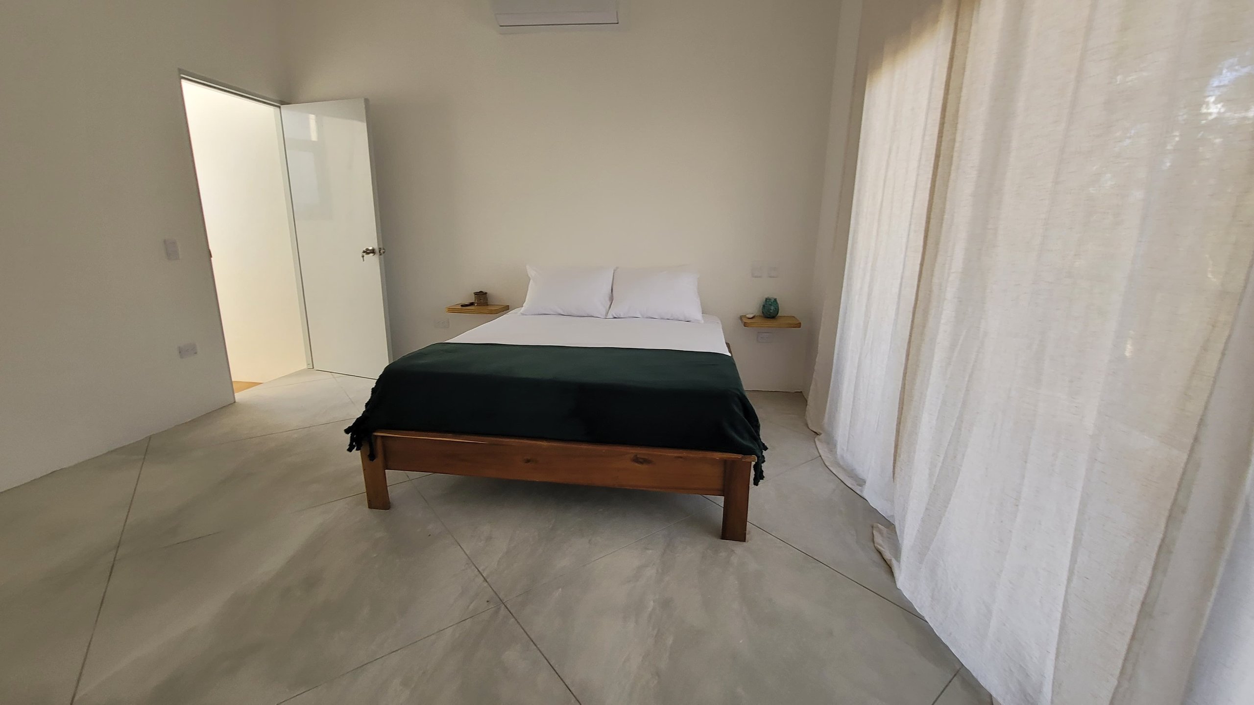 Cozy & Spacious 3-Bedroom Condo in Playa Bonita