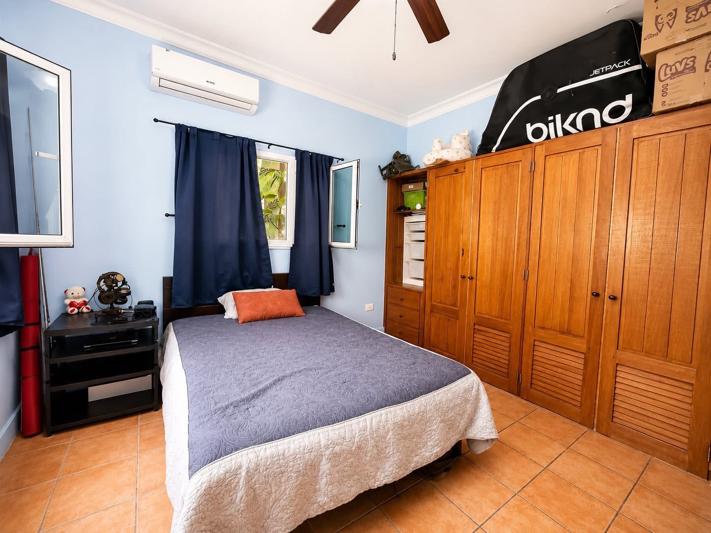 Garden View 1 Bedroom Condo with Beach Access in Perla Marina  14