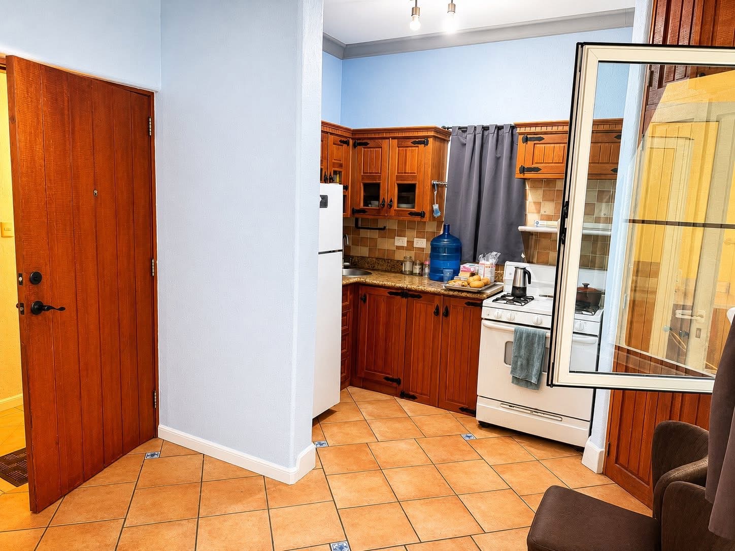 Garden View 1 Bedroom Condo with Beach Access in Perla Marina  10