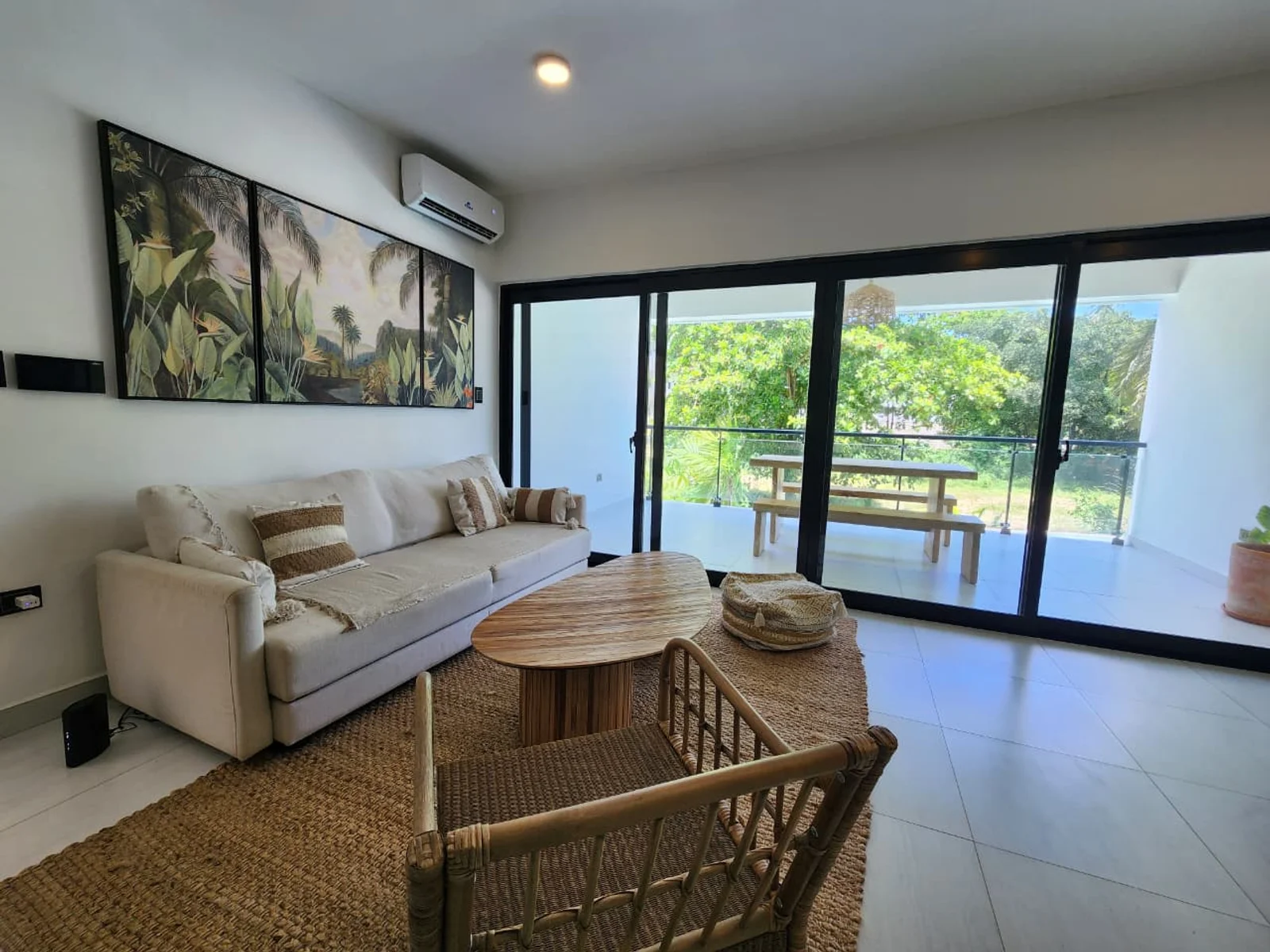 Turnkey 1 Bedroom Condo Steps from Playa Encuentro 3