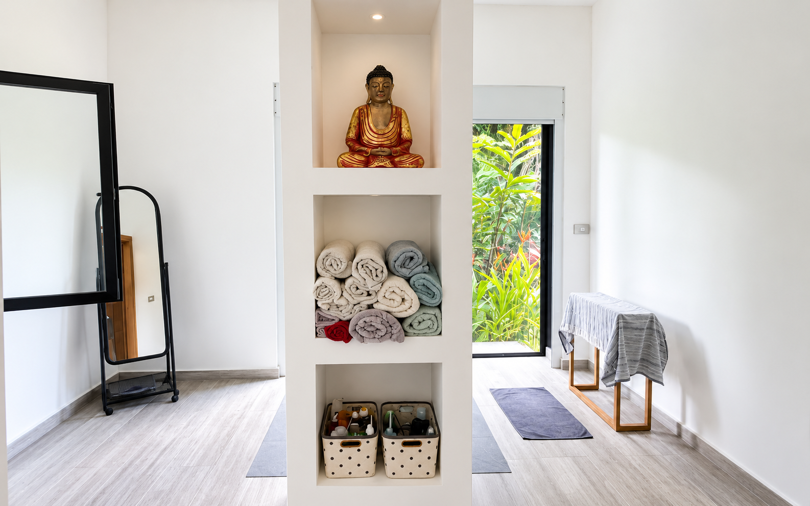 Modern 3-Bedroom Villa in Playa Las Ballenas