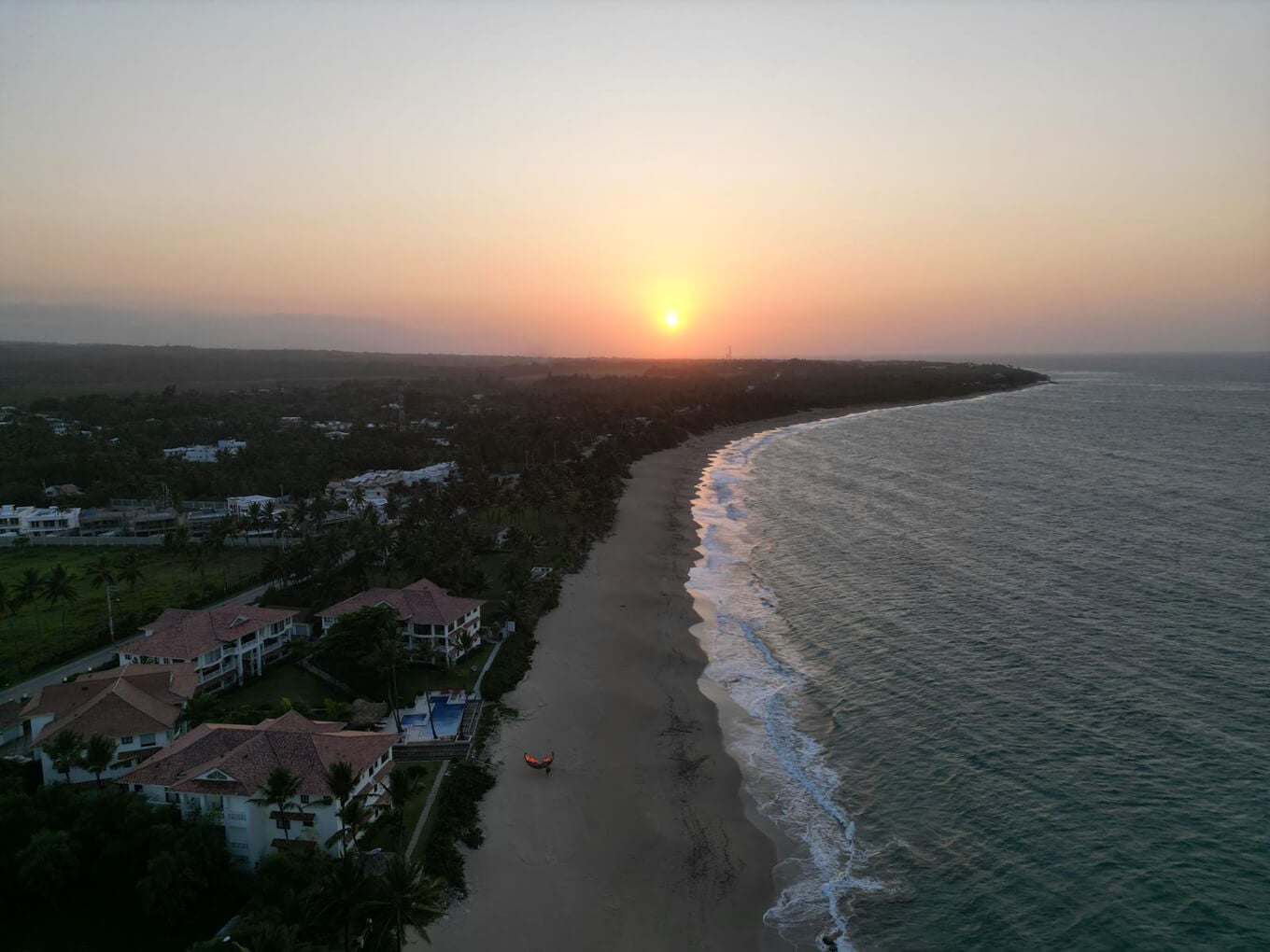 Income-Producing Boutique Hotel with Owner Financing in Cabarete 2