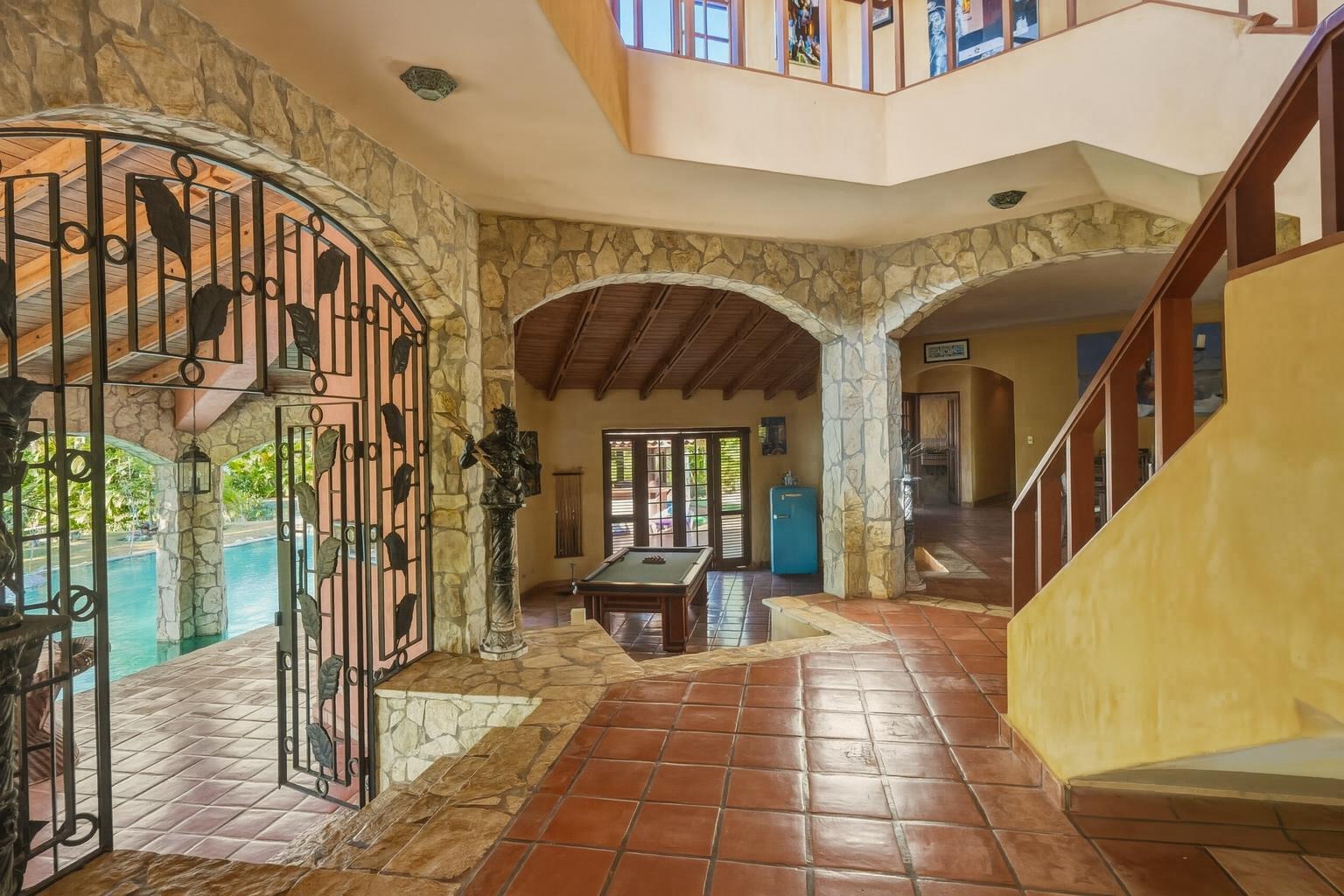 Luxury Mediterranean Living in Sea Horse Ranch 3