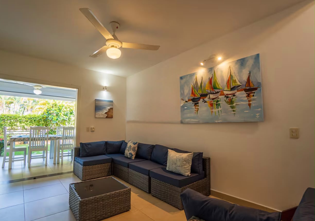 Four-Bedroom Villa Rental in Playa Las Ballenas