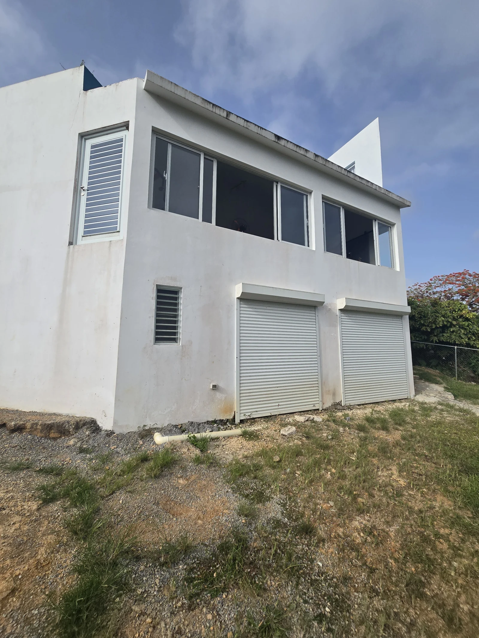 Versatile villa with panoramic ocean views on a mountain outside of Las Terrenas  9