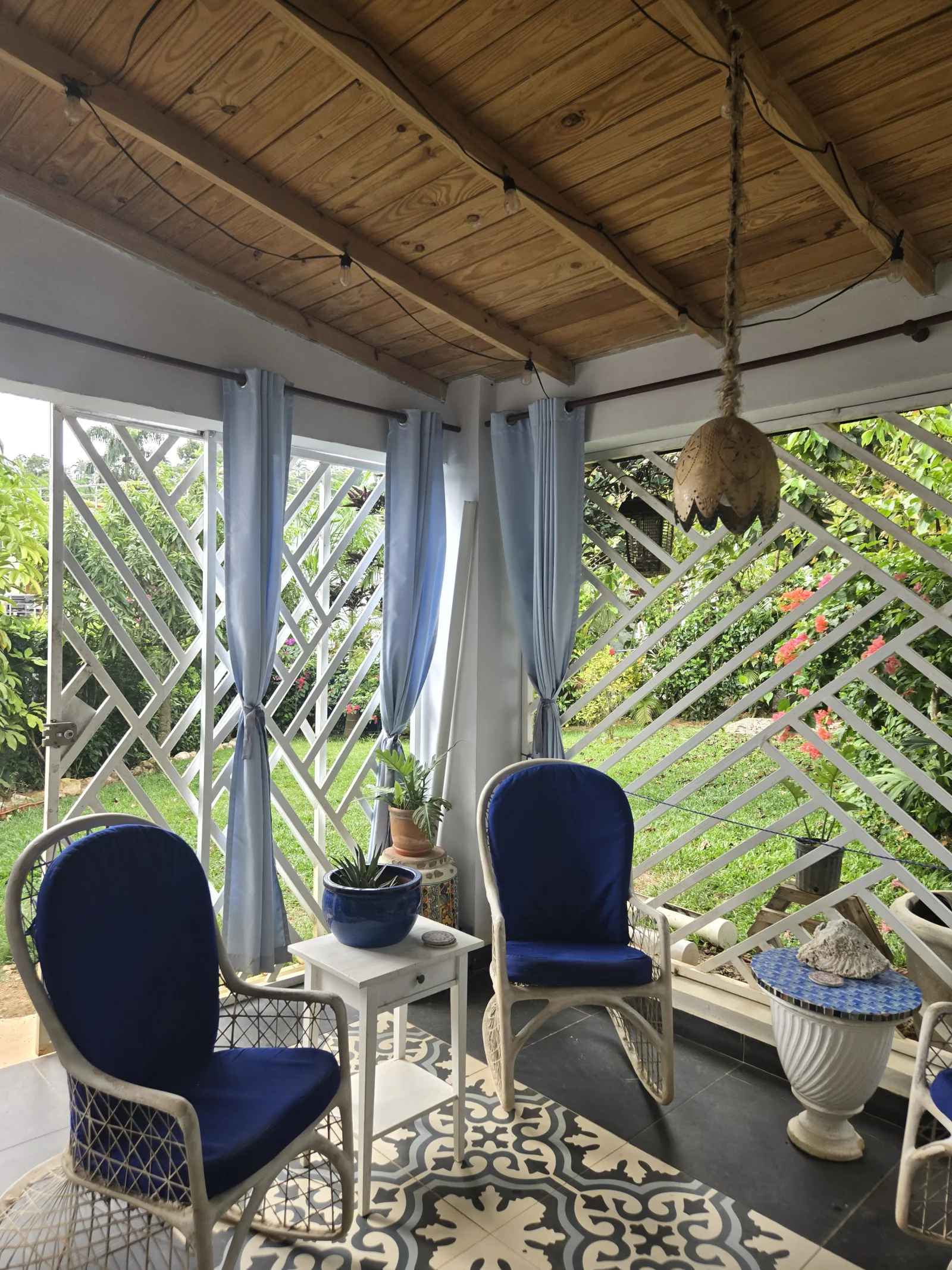 Versatile villa with panoramic ocean views on a mountain outside of Las Terrenas  16