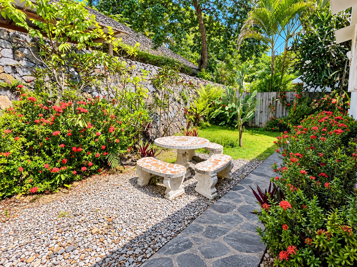 4-Bedroom Villa with Independent Apartment in Las Terrenas