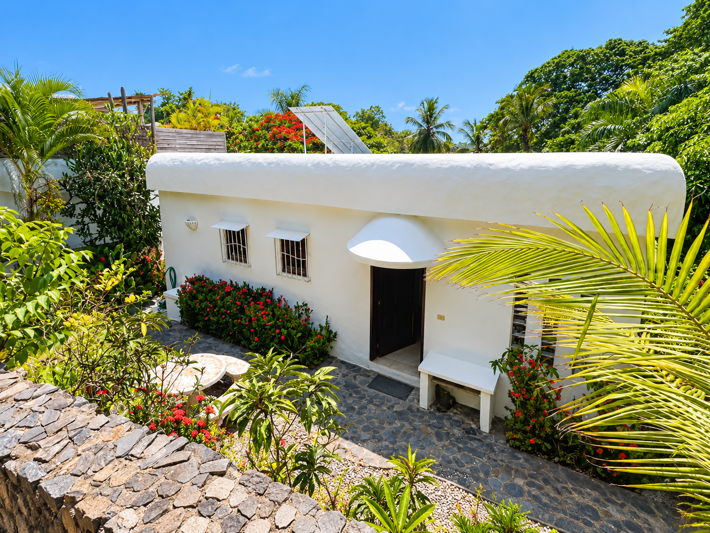4-Bedroom Villa with Independent Apartment in Las Terrenas