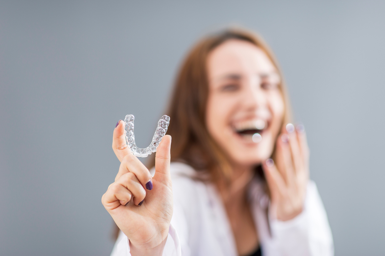 Invisalign for Teens: A Parent's Back-to-School Guide