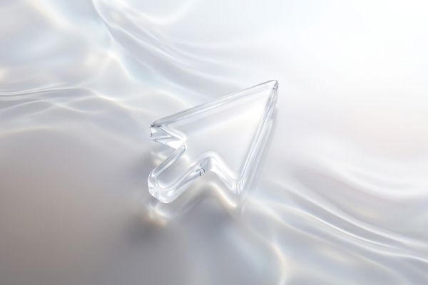 Ein transparenter Mauszeiger liegt auf einer hellen Oberfläche, die wie fließendes Glas wirkt. Das Bild steht für Trends im Fluss und für die Frage, welche Entwicklungen für Marken wirklich relevant bleiben.