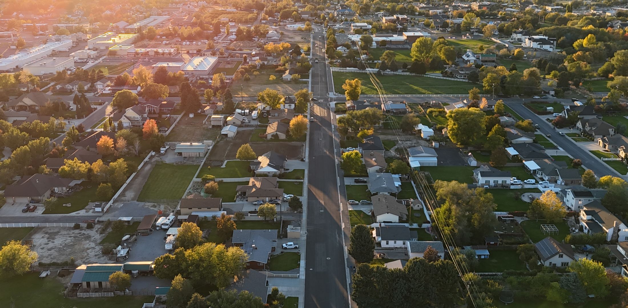 photo of Lindon, UT; photo attribution Lindon City Services
